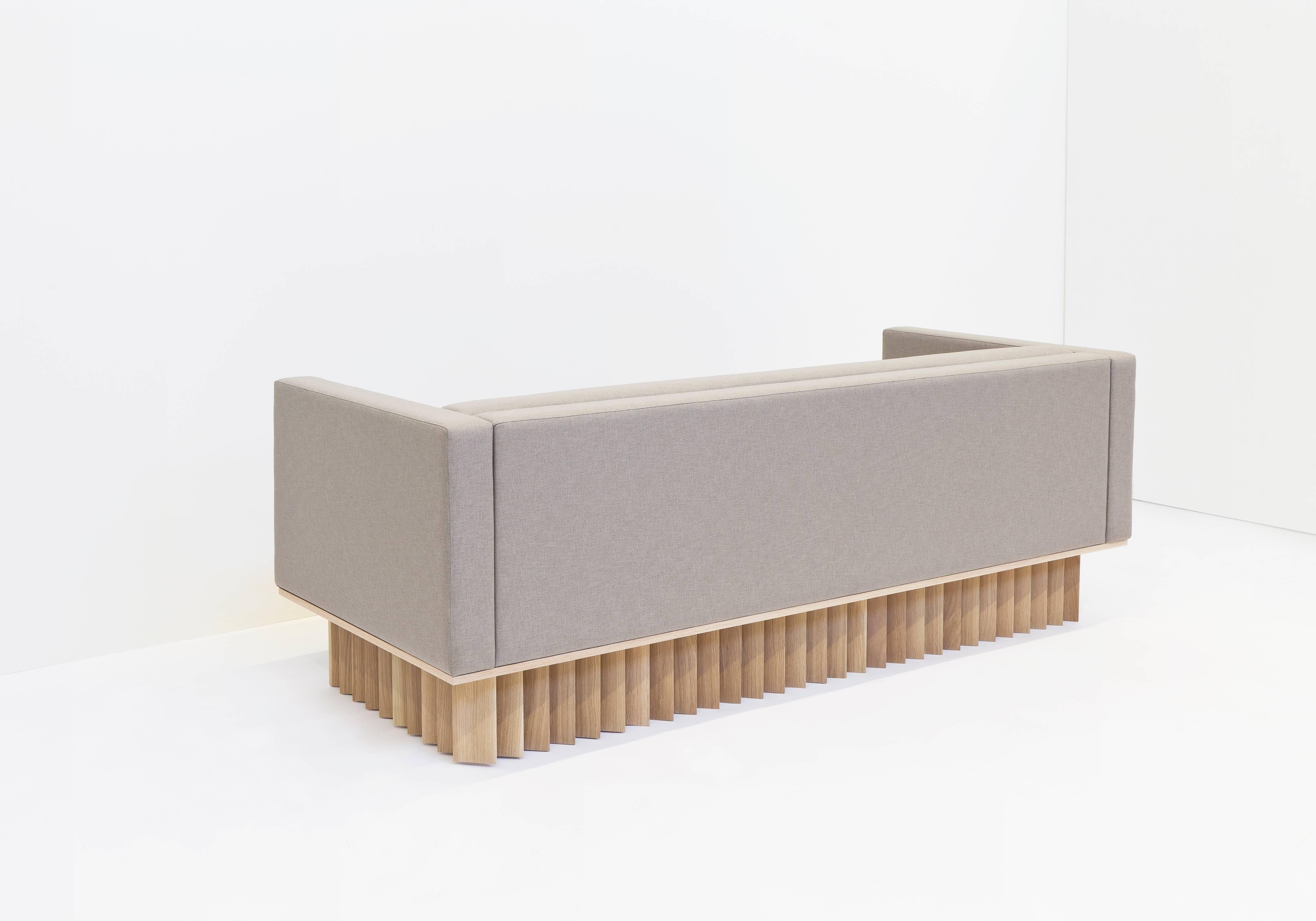Angled Wood Bar Sofa in Oak and Pink Kvadrat Upholstery In New Condition For Sale In West Hollywood, CA