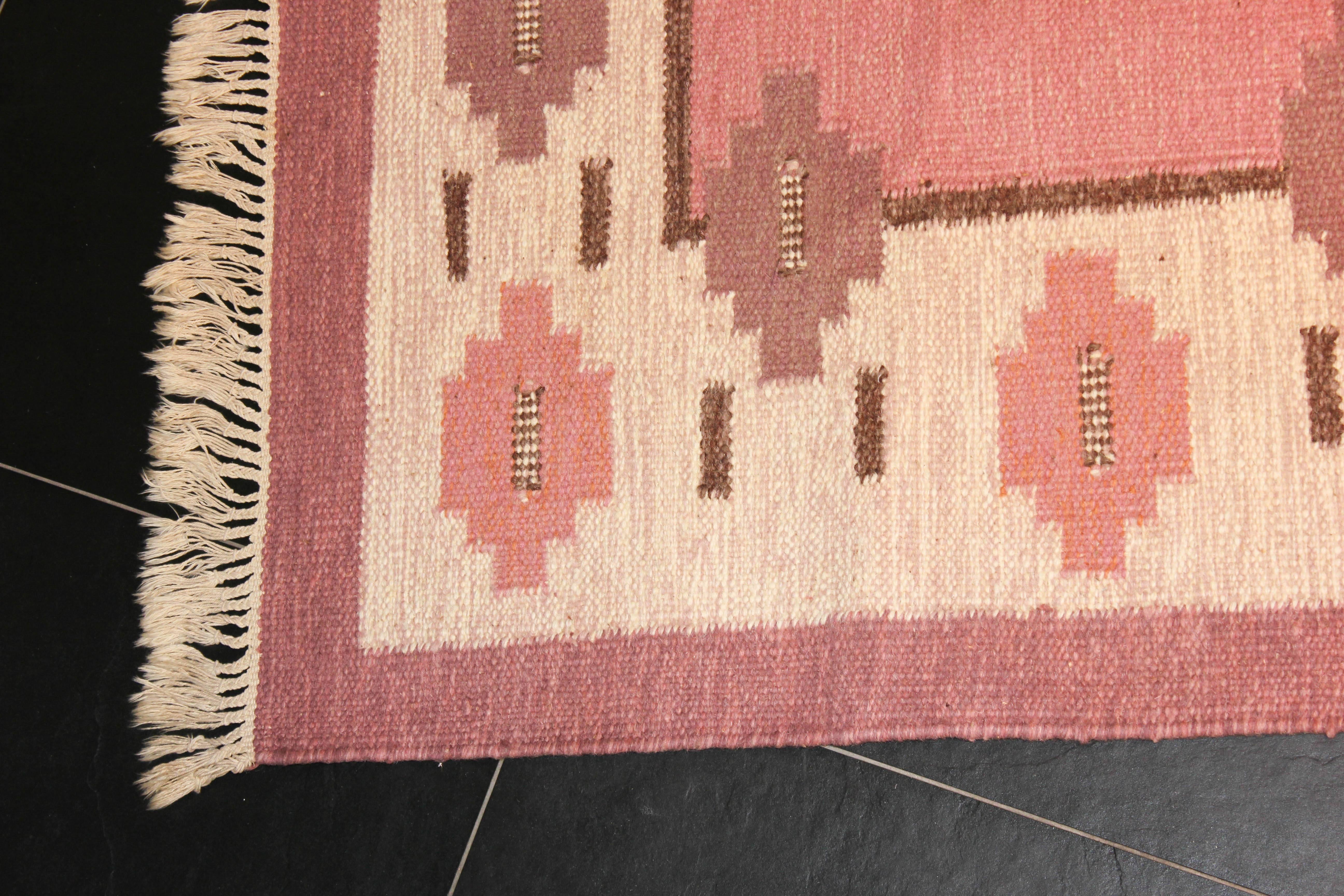 Swedish Midcentury Flat-Weave Carpet In Good Condition In Malmo, SE