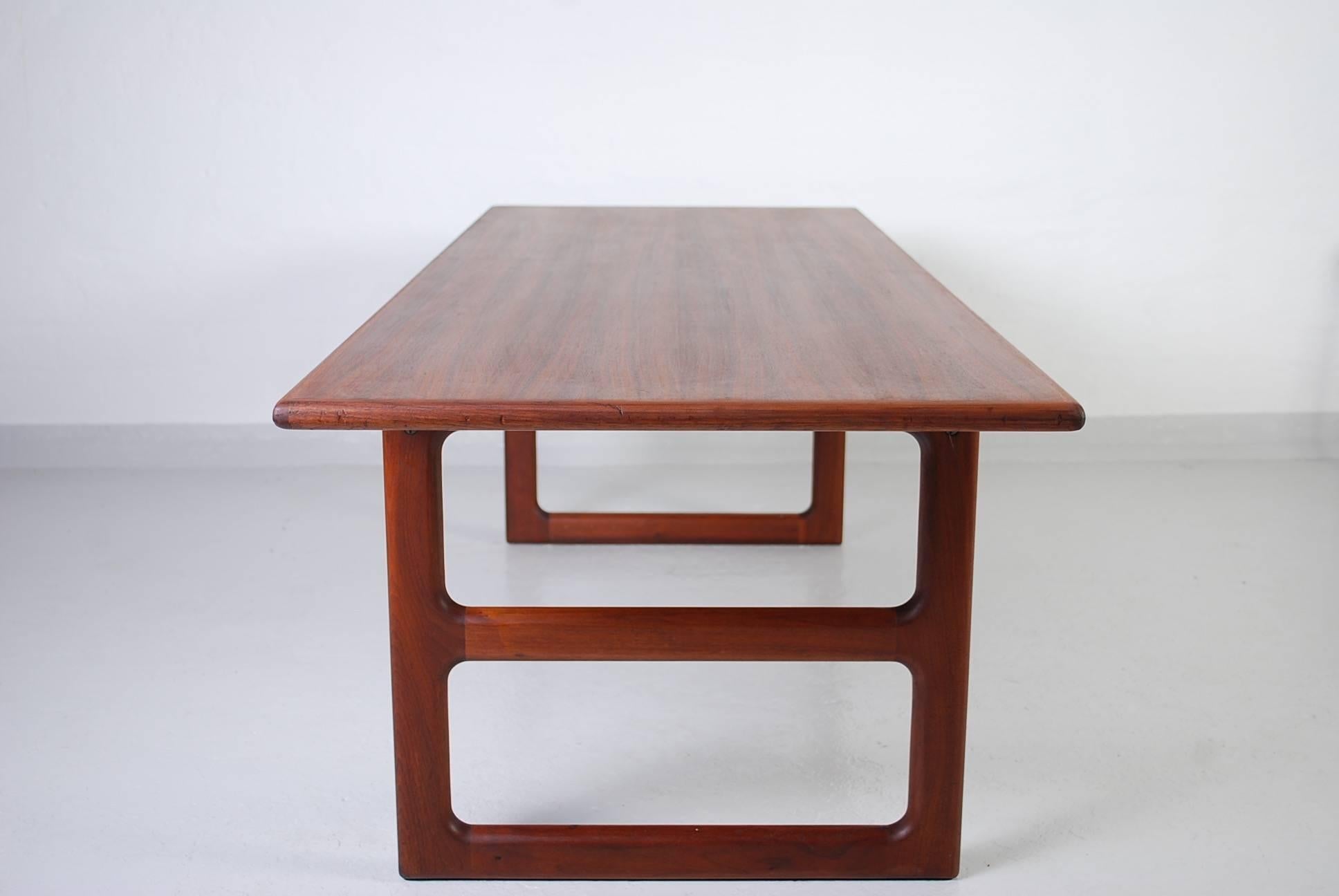 Mid-20th Century Midcentury Danish Teak Coffee Table with Sculptured Legs For Sale