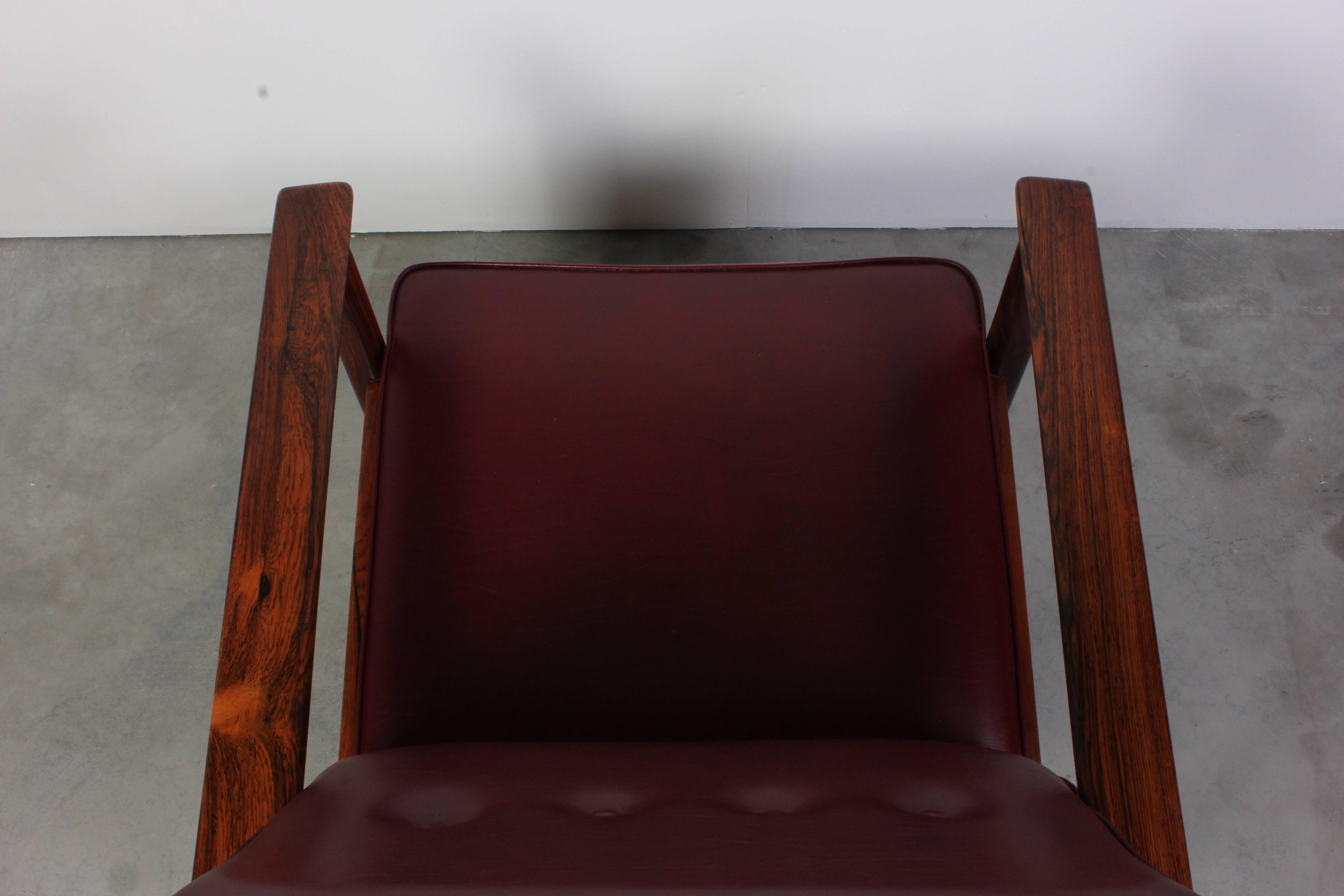 Midcentury Scandinavian Rosewood Lounge Chair 2
