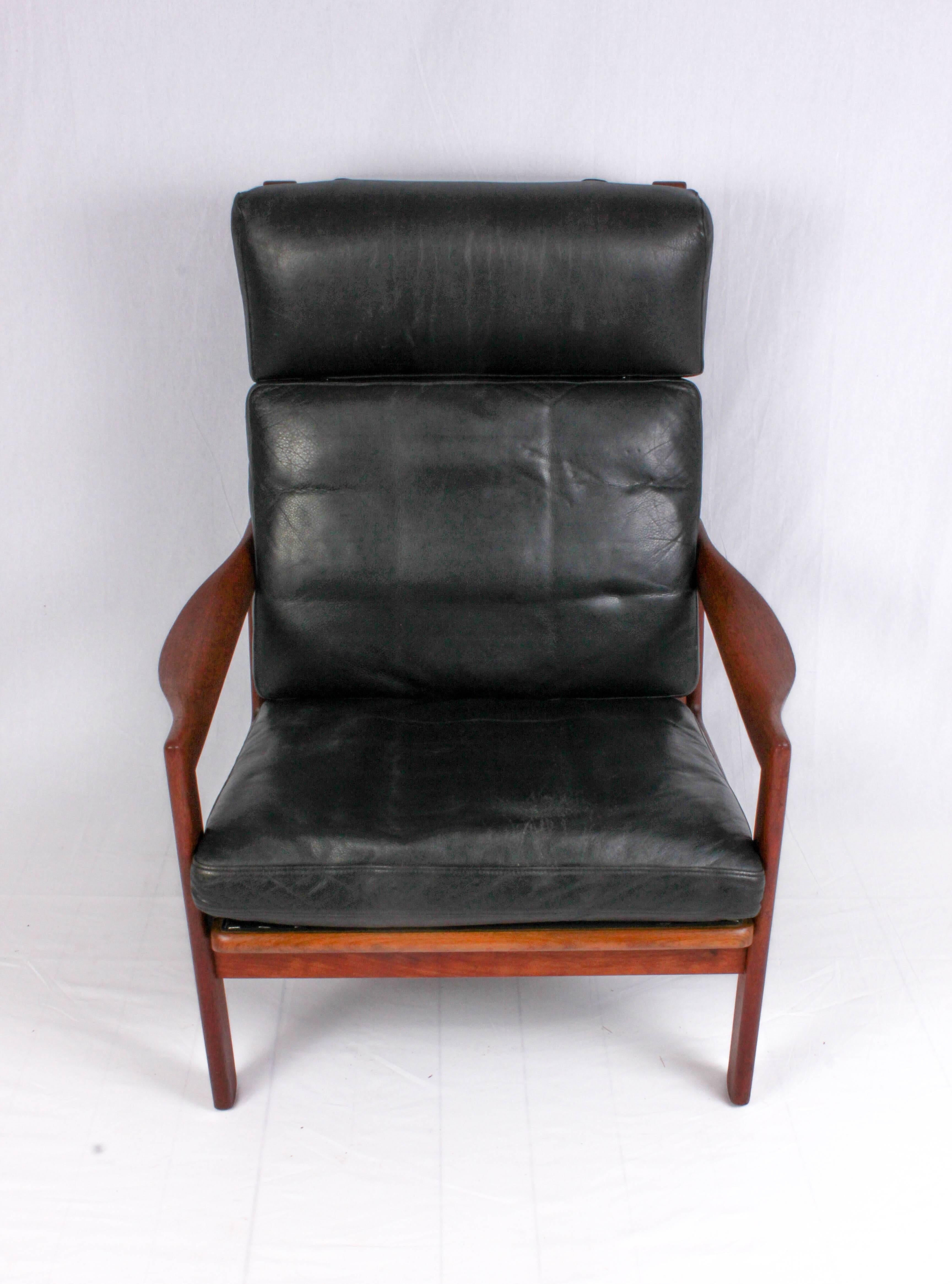 Scandinavian Modern Illum Wikkelsø Midcentury High Back Teak Lounge Chair for Niels Eilersen For Sale