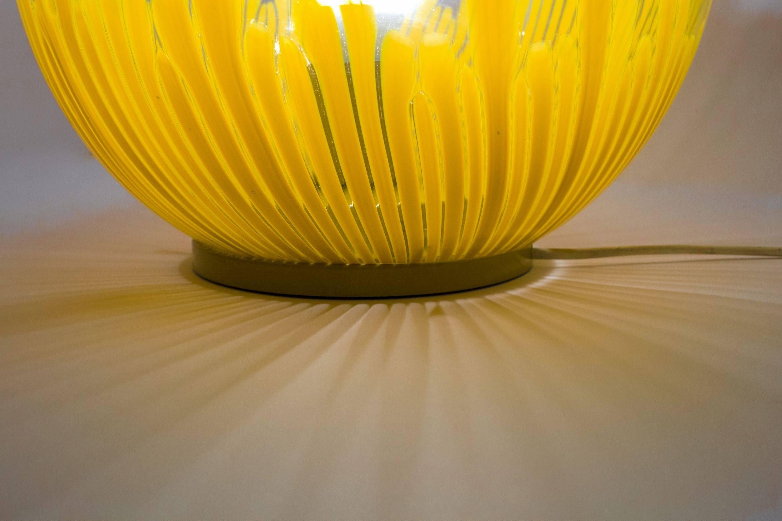 Anemone series lamp, designed and produced by Ludovico Diaz de Santillana, Italian architect and designer who will take over the direction of Venini & Co. at the death of the owner in 1959. 

His creations represent a marriage of art
