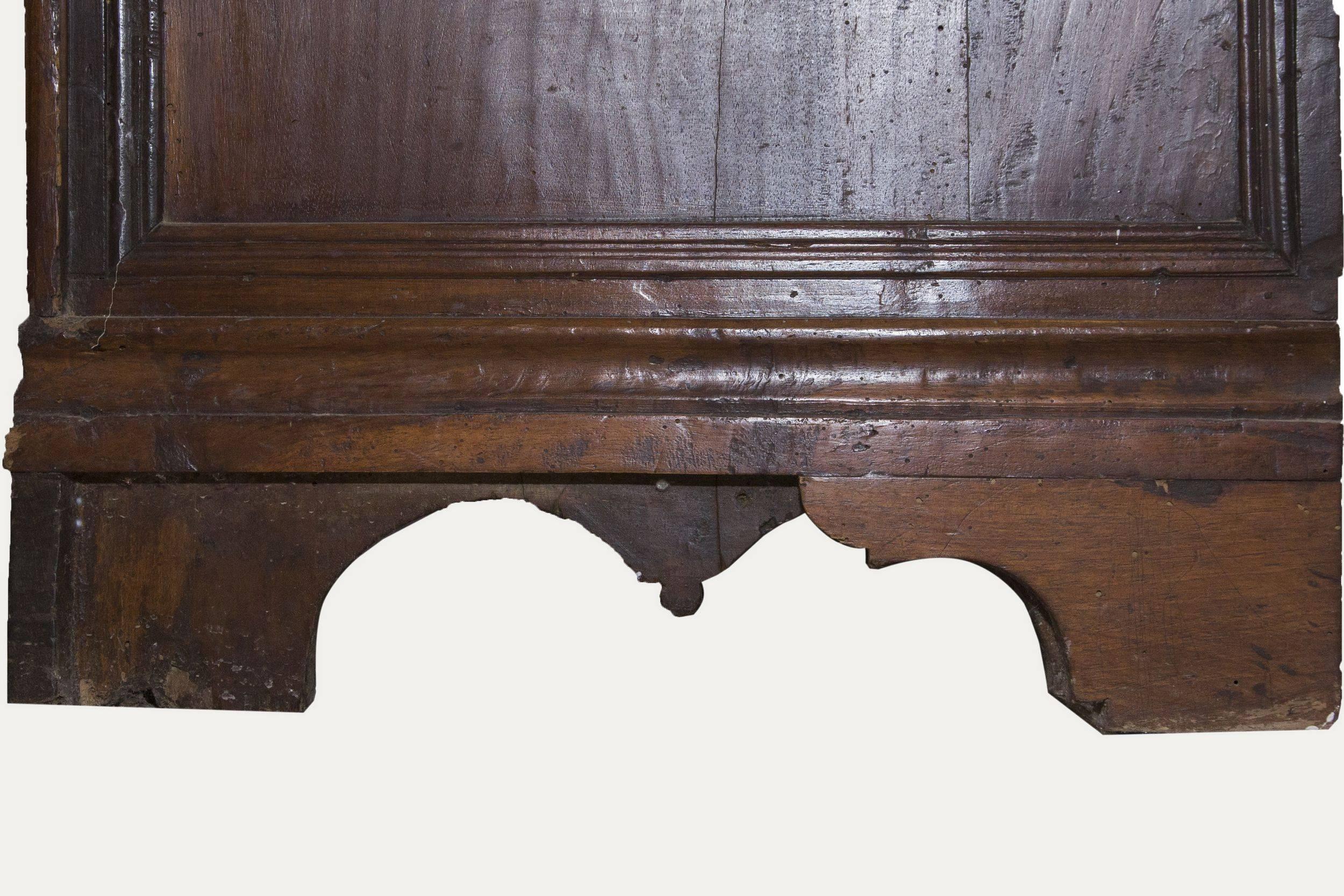 17th Century Northern Italian Walnut Chest of Drawers, circa 1690 For Sale 3