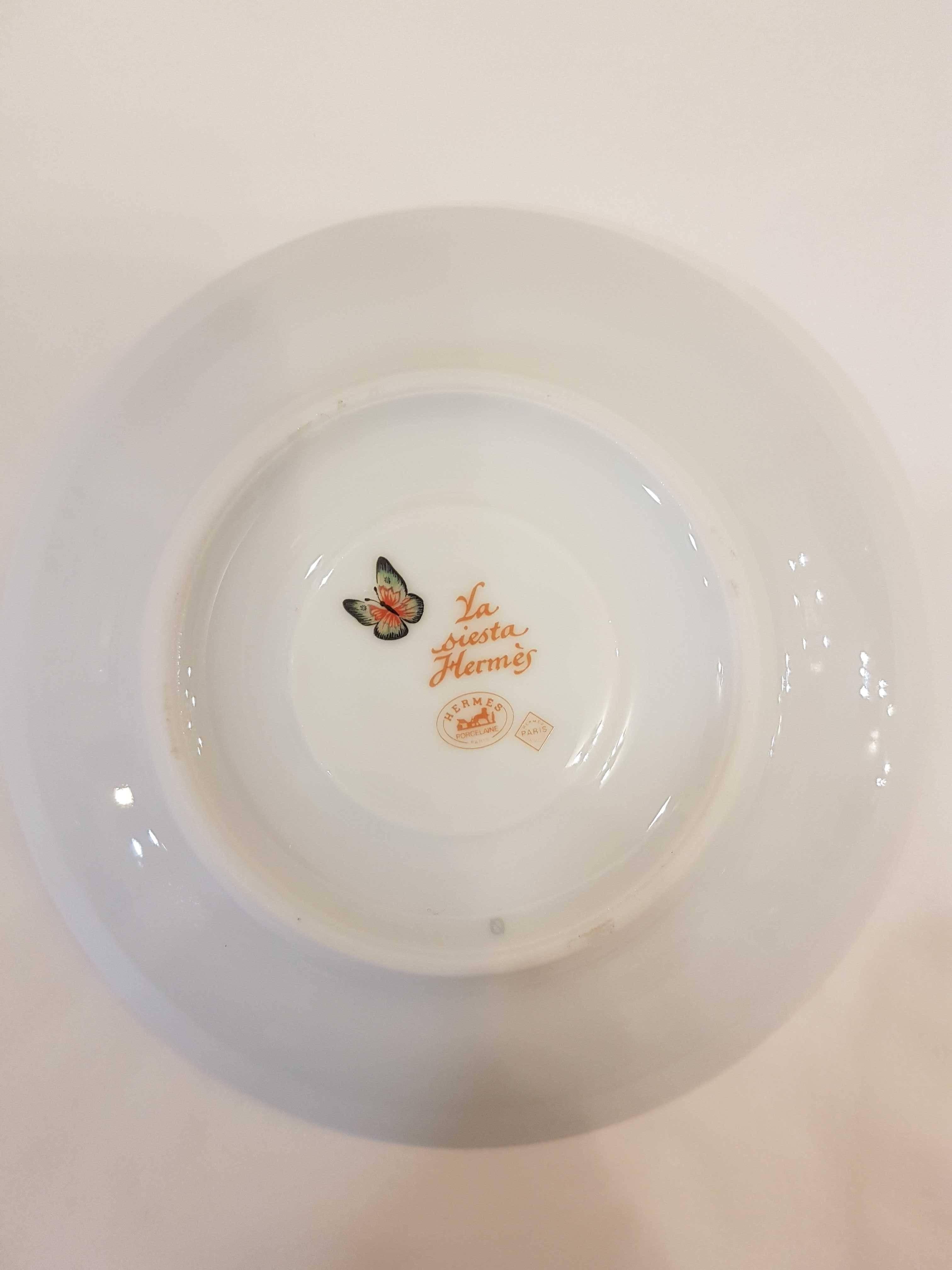 Hèrmes Siesta Set of Two Porcelain Coffee Cups and Saucers In Excellent Condition In Cagliari, IT