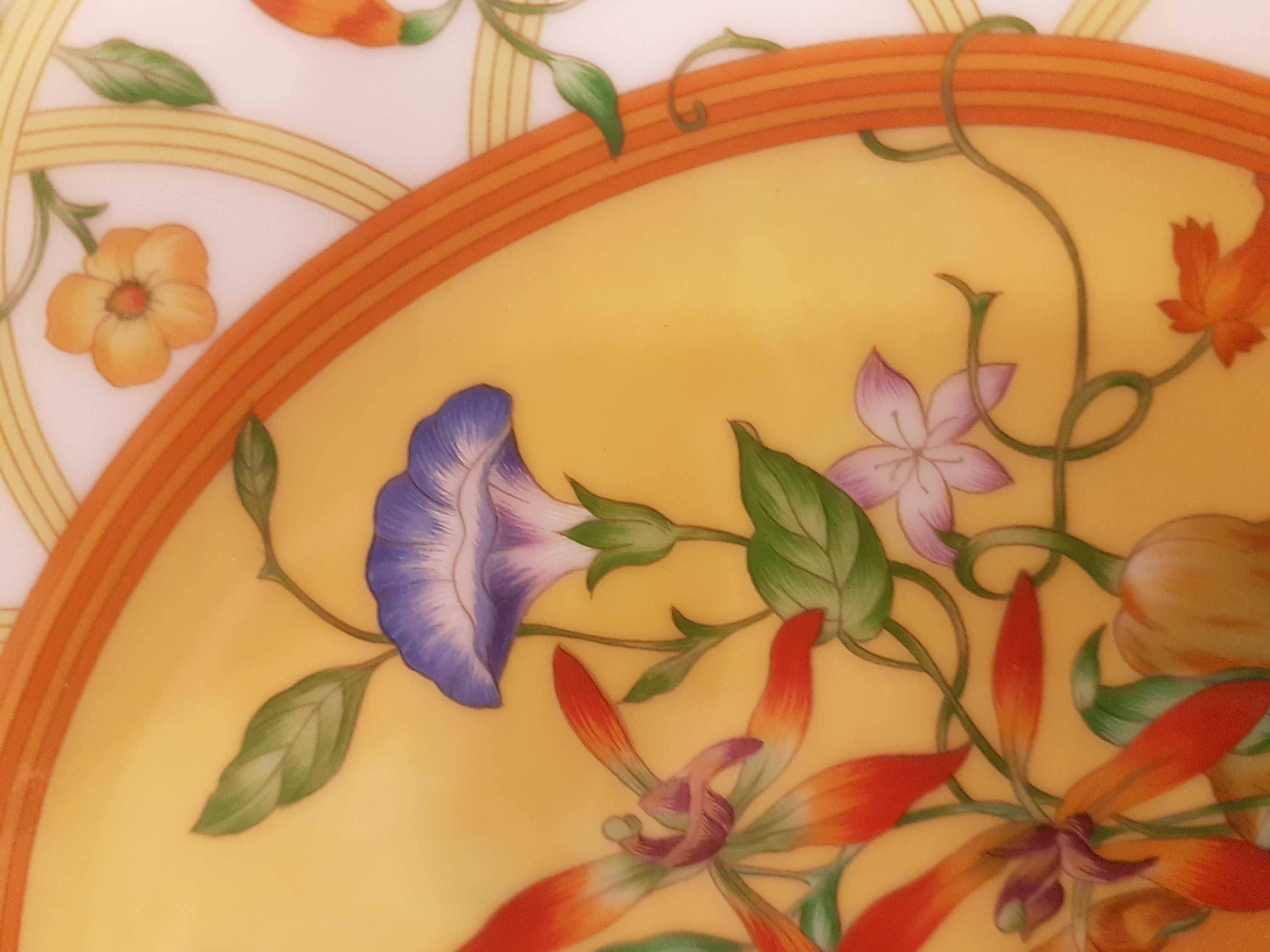Hermès Porzellan Siesta Muster Satz von sechs Kuchenteller (Polychromiert)