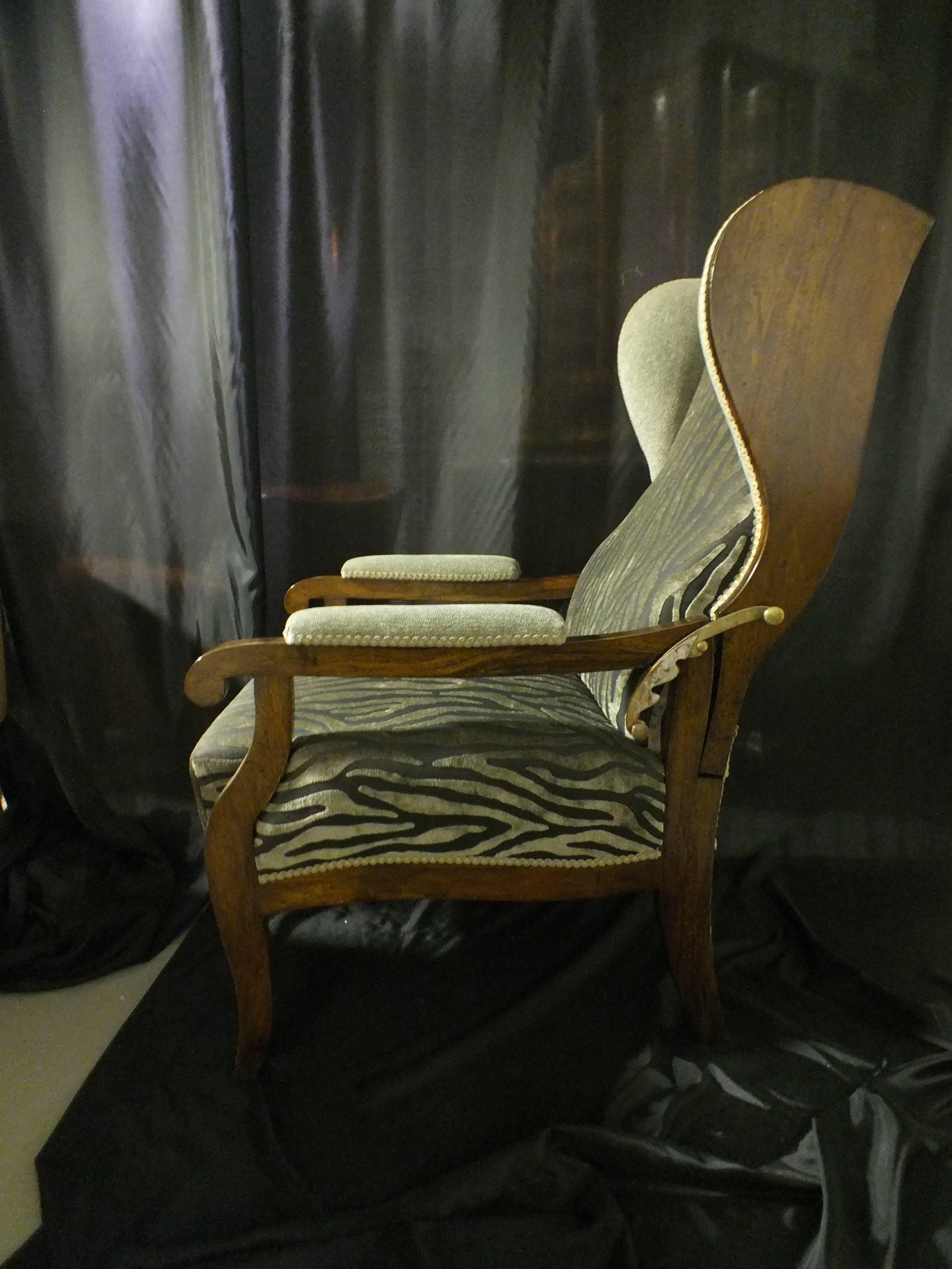 Folding wingchair Biedermeier 1880 nutwood

Back is foldable, original metal fittings available
high seating comfort, excellent for older people
Laced up traditionally on jute belts and upholstered with naturel fibrous materials
Cover material
