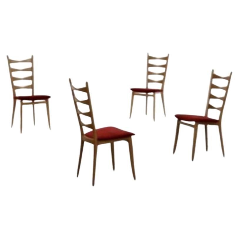 4 chaises modernes du milieu du siècle  en vente