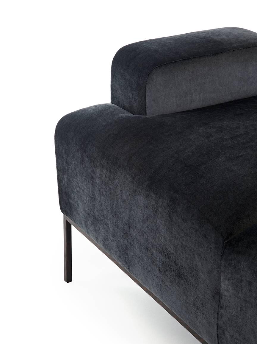 The Stiletto bench is sophisticated and plush. Its sleek wenge frame and rich upholstery make this piece a perfect balance of comfort and luxury.

