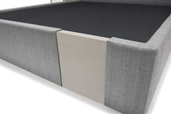 Nocturnal Bed Upholstered frame with two lacquer cuts