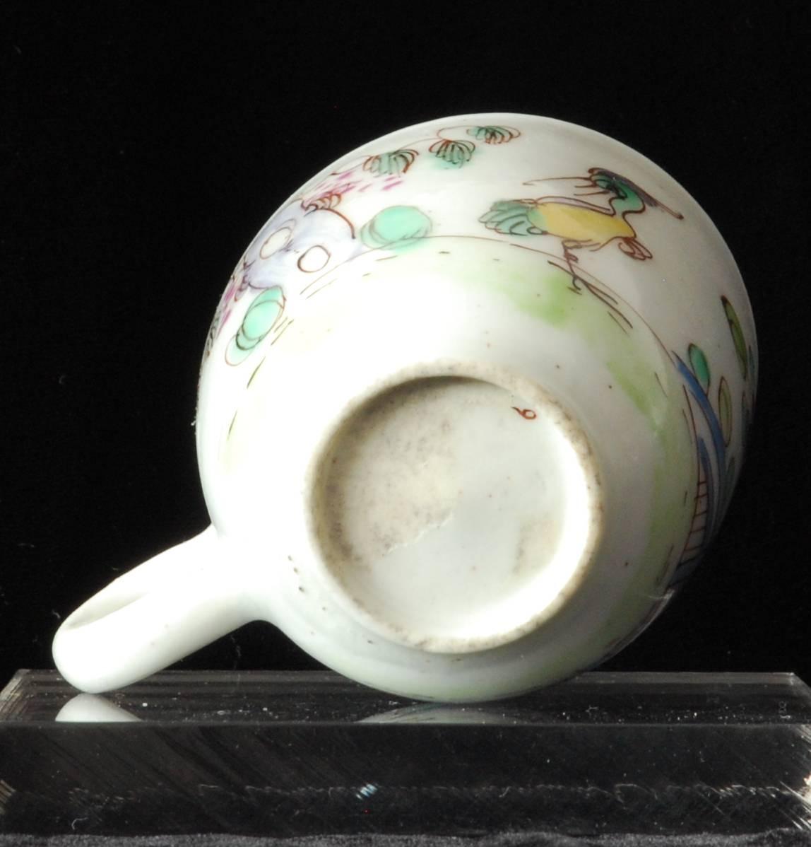 Porcelaine Canne à café polychrome « Striking Bird », porcelaine à nœud en forme de nœud, vers 1752 en vente