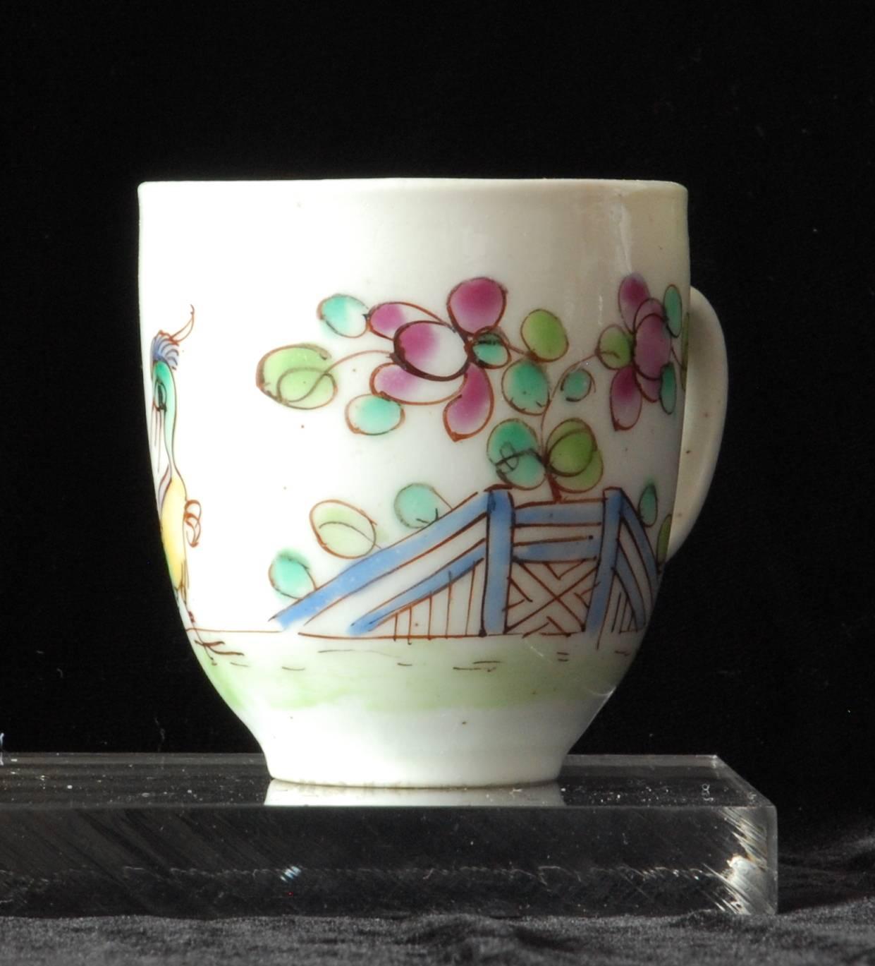 Kaffeekanne, polychromiert „“Spitzenvogel“, Bogenporzellan, um 1752 (Chinoiserie) im Angebot