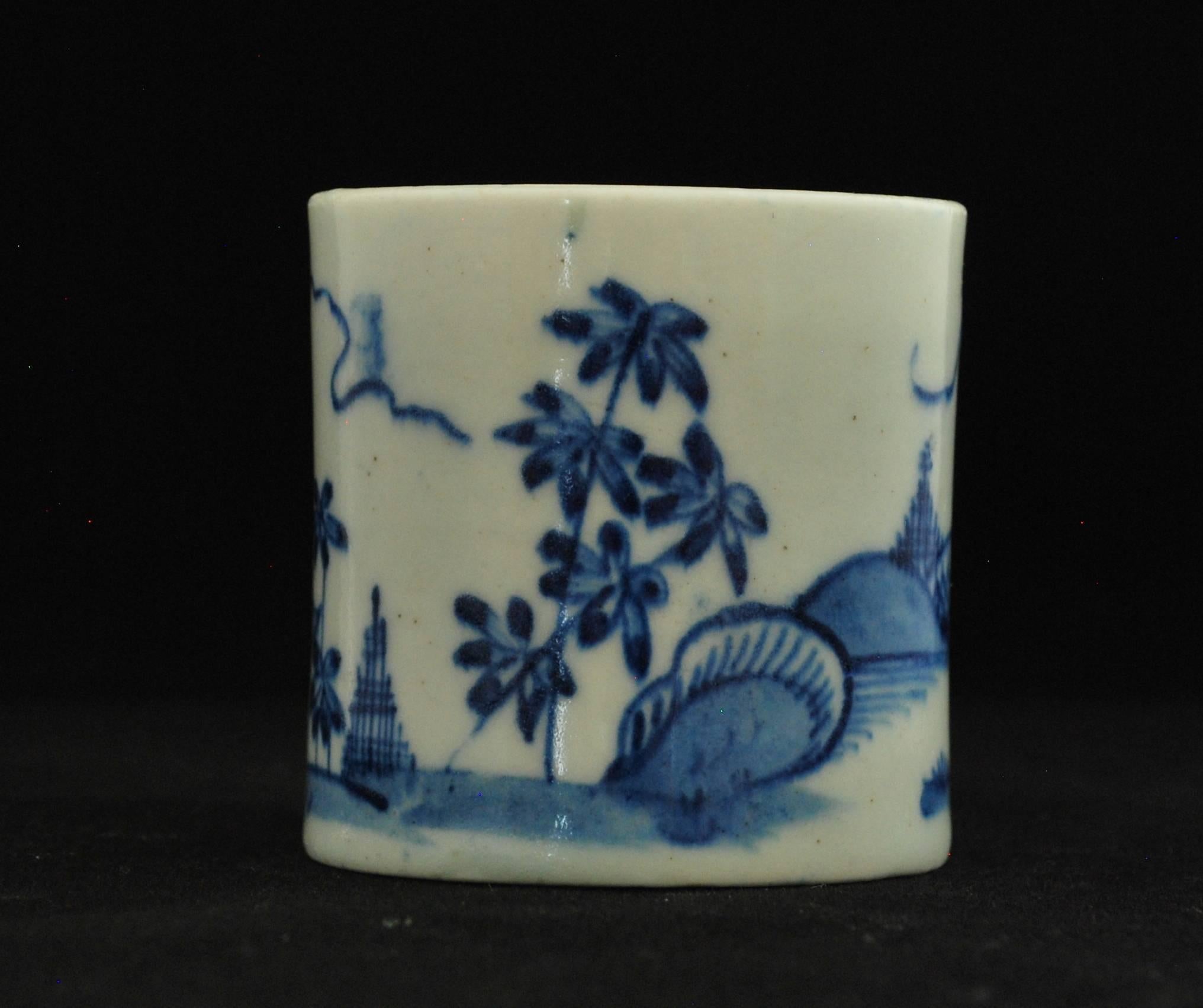 Kaffeekanne, blau-weißes „Ribbon-Landschaft“, Bogenporzellan, um 1753 (Chinoiserie) im Angebot