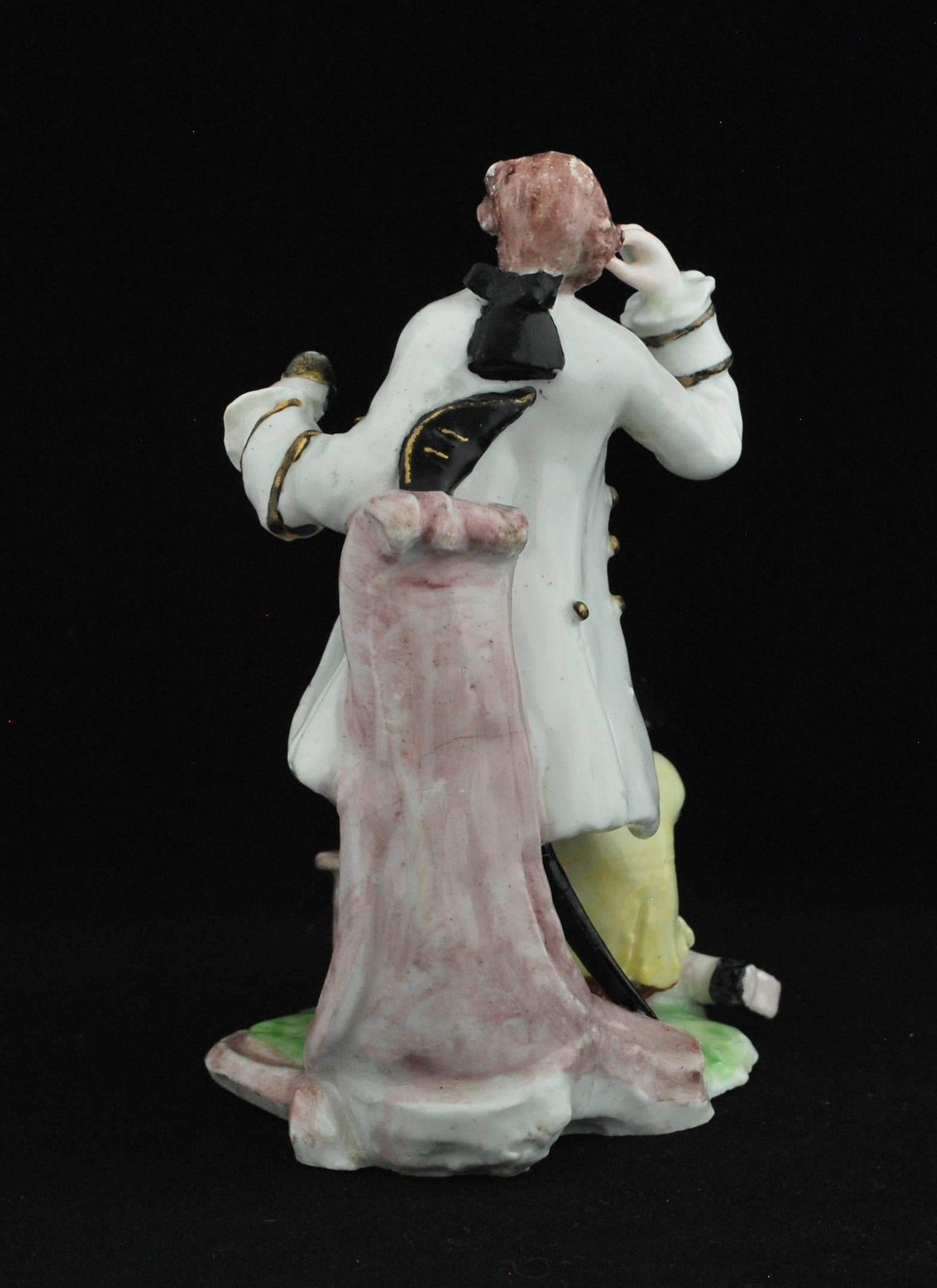Figure: David Garrick and the Shoeshine Boy, Bow Porcelain, circa 1751 In Good Condition For Sale In Melbourne, Victoria