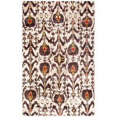 Silver Grey Plum with Red and Gold Alfombra Ikat de Seda Natural Modernista Anudada a Mano