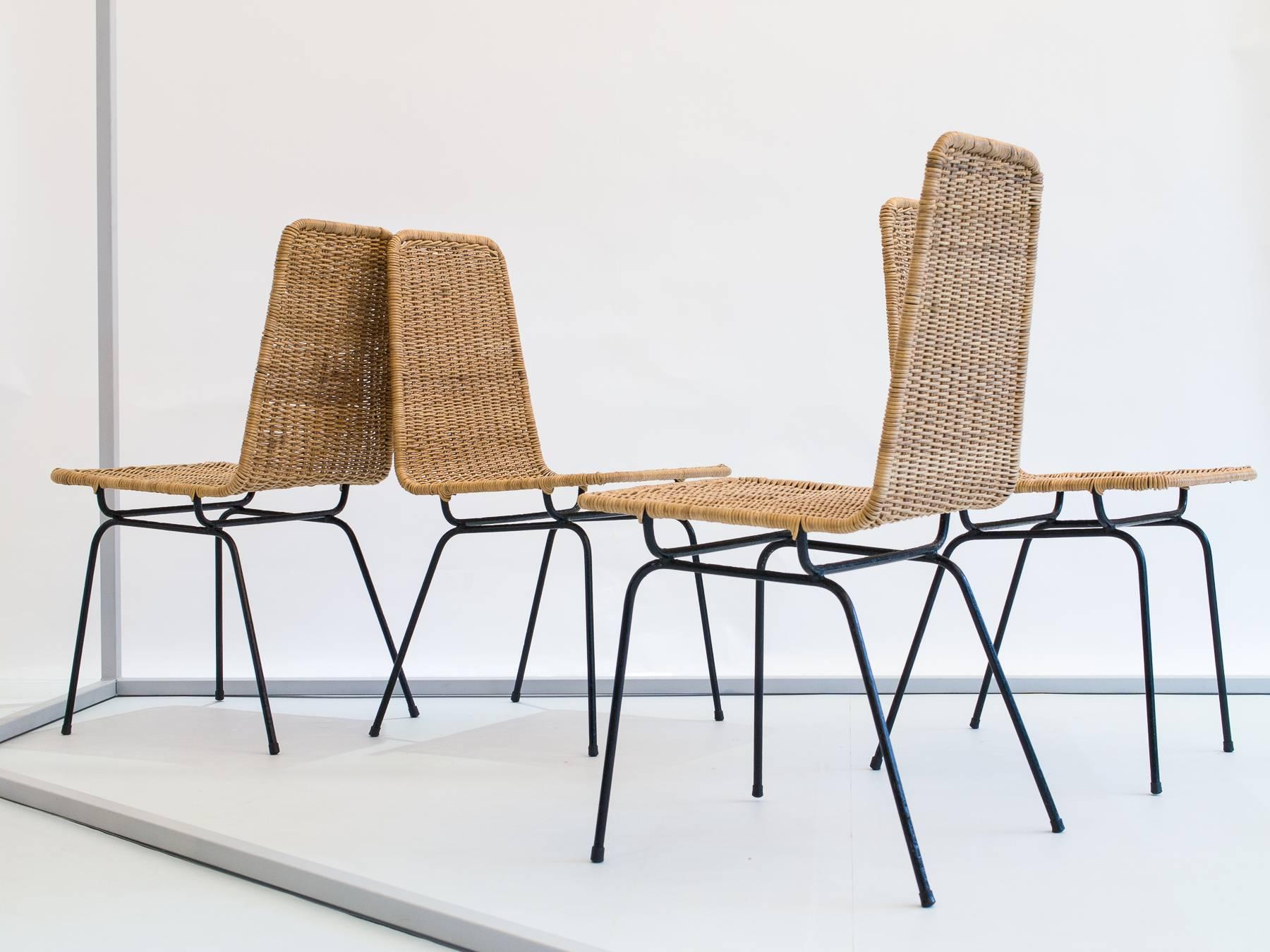Mid-Century Modern Set of Four Eisler & Hauner Dining Chairs in Wrought Iron and Reed, Brazil 1950s