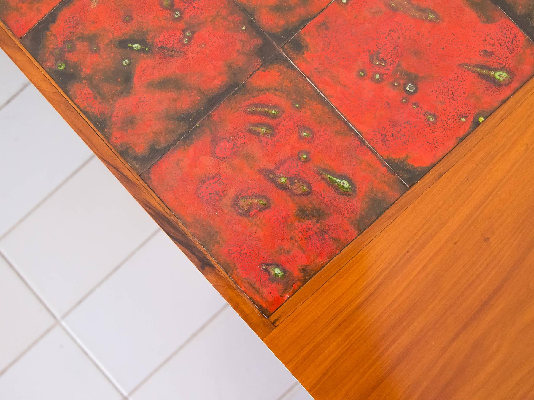 Coffee Table in Caviúna and Fat Lava Ceramic Tiles, Brazil, 1950s In Good Condition In Sao Paulo, SP