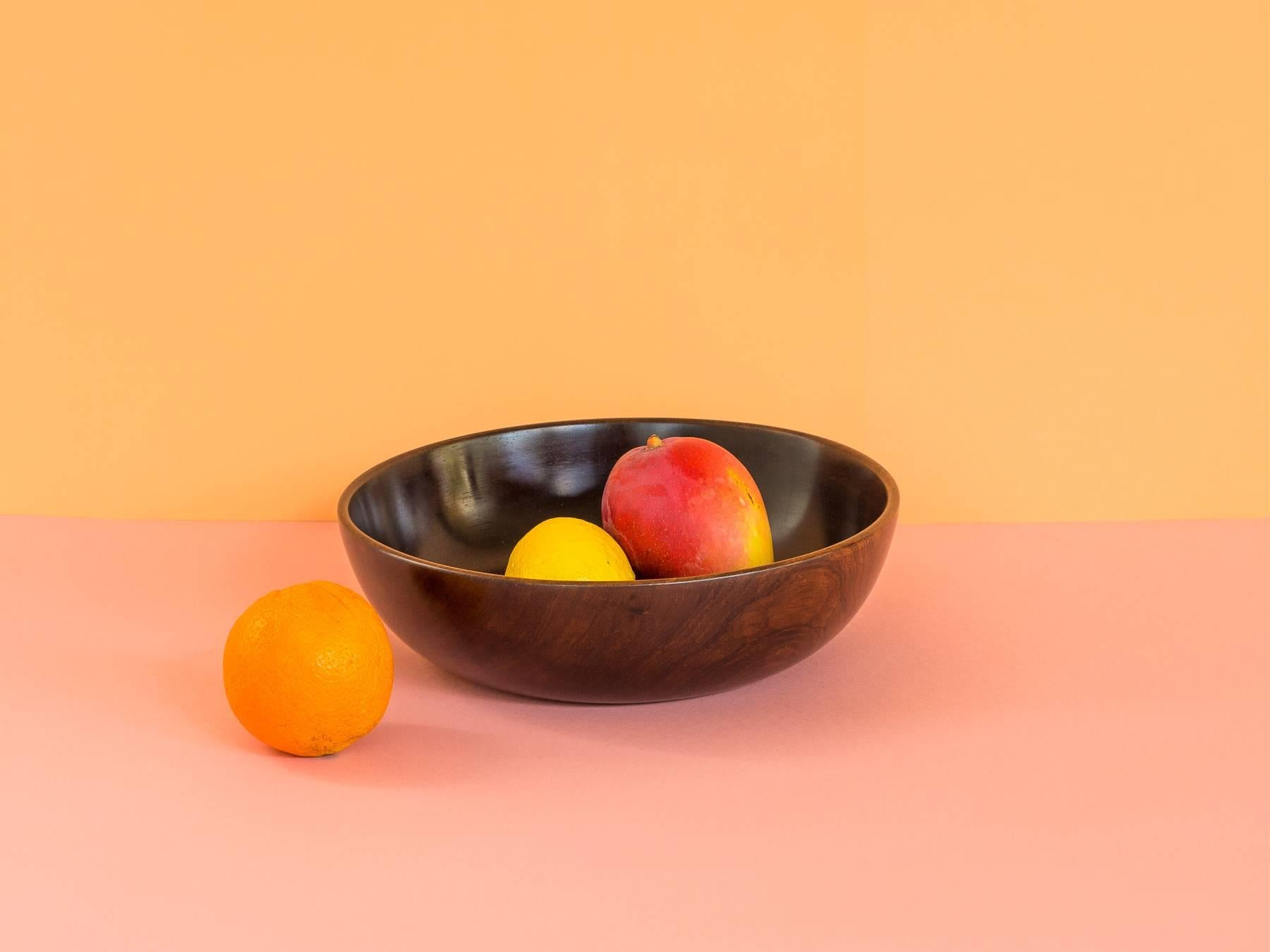 Mid-Century Modern Jean Gillon Round Brazilian Rosewood Bowl, Brazil, 1960s