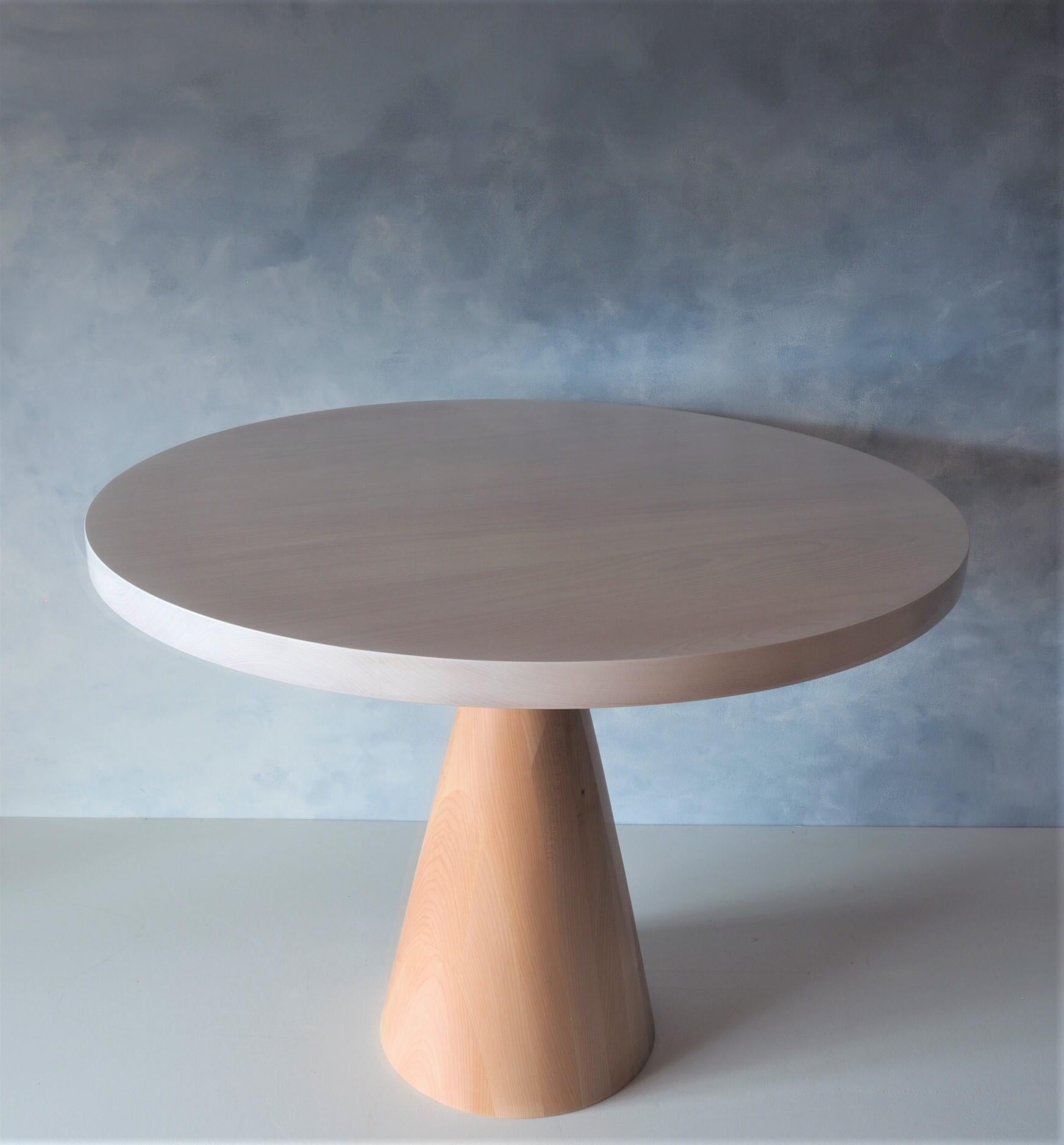 Mesa de comedor de haya y arce by MSJ Furniture Studio Moderno en venta