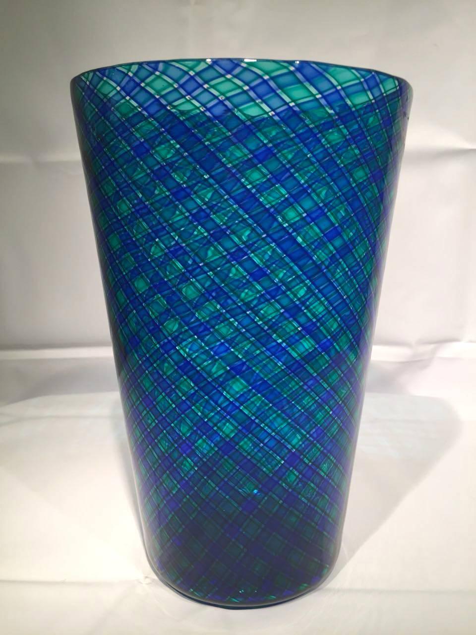 Italian VENINI Large Murano Glass Blue and Green Large Vase circa 1970 For Sale