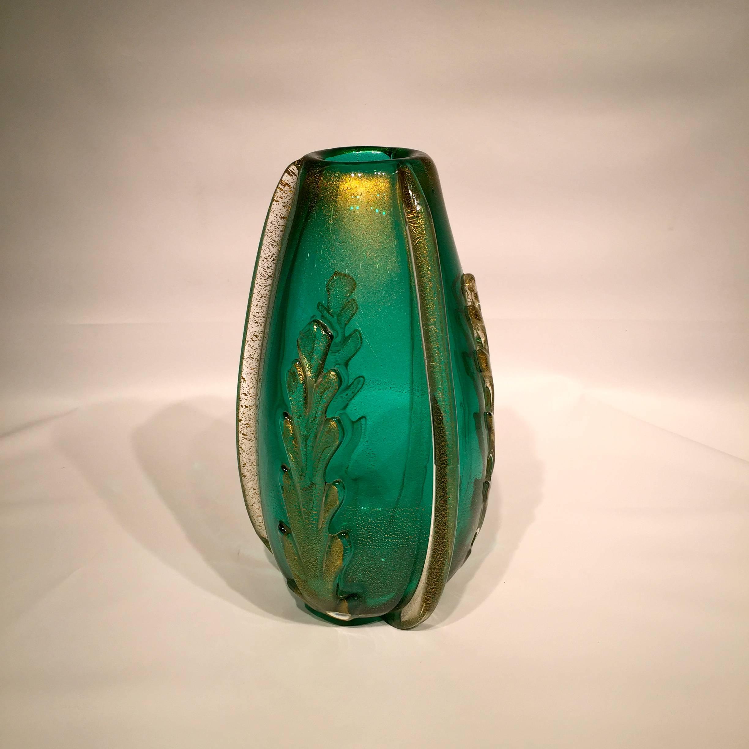 Mid-20th Century ERCOLE BAROVIER Green Artistic Blown Glass of Murano Vase, circa 1950 For Sale