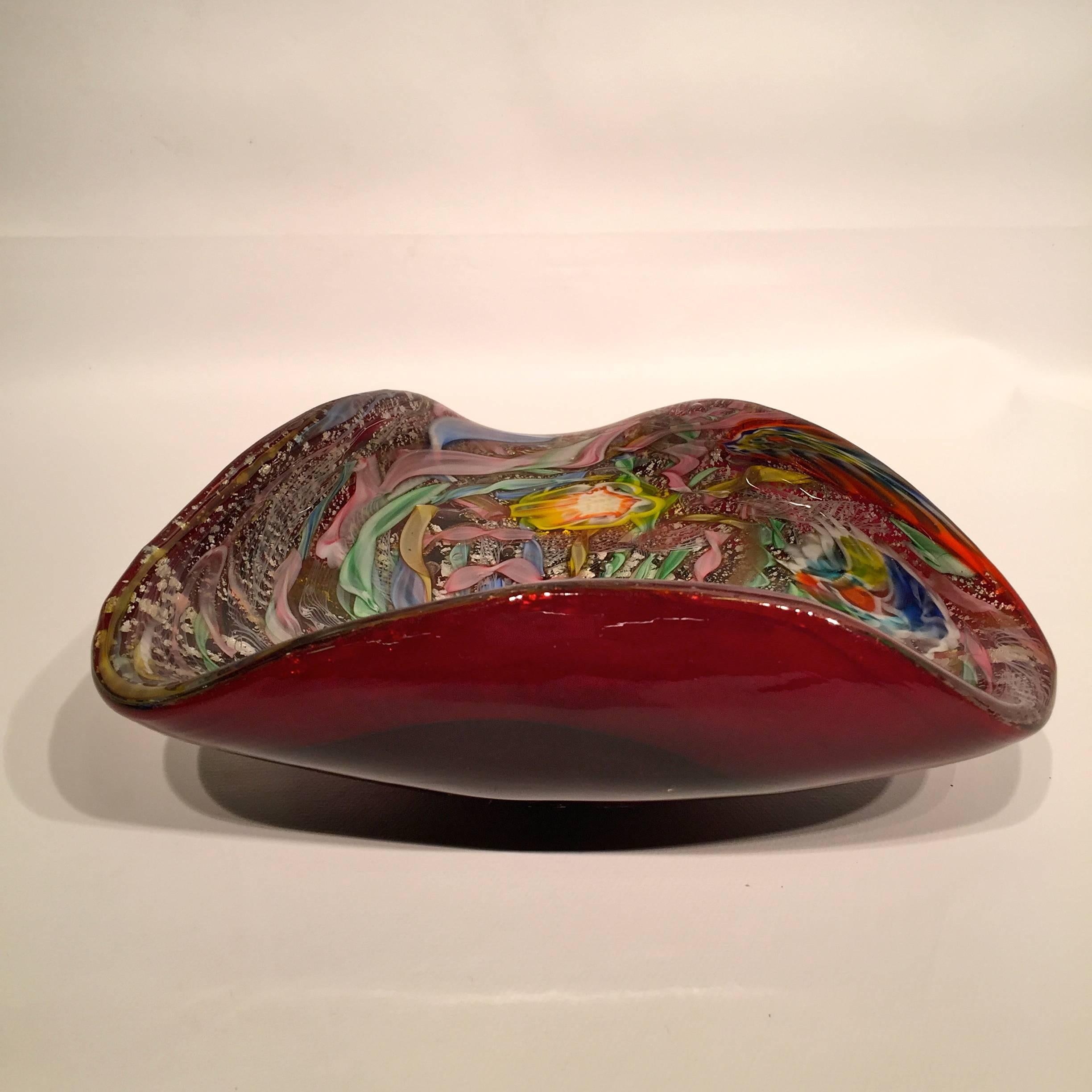 Mid-Century Modern AVeM Bowl, Artistic Blown Murano Glass, Multicolored and Red, circa 1950 For Sale