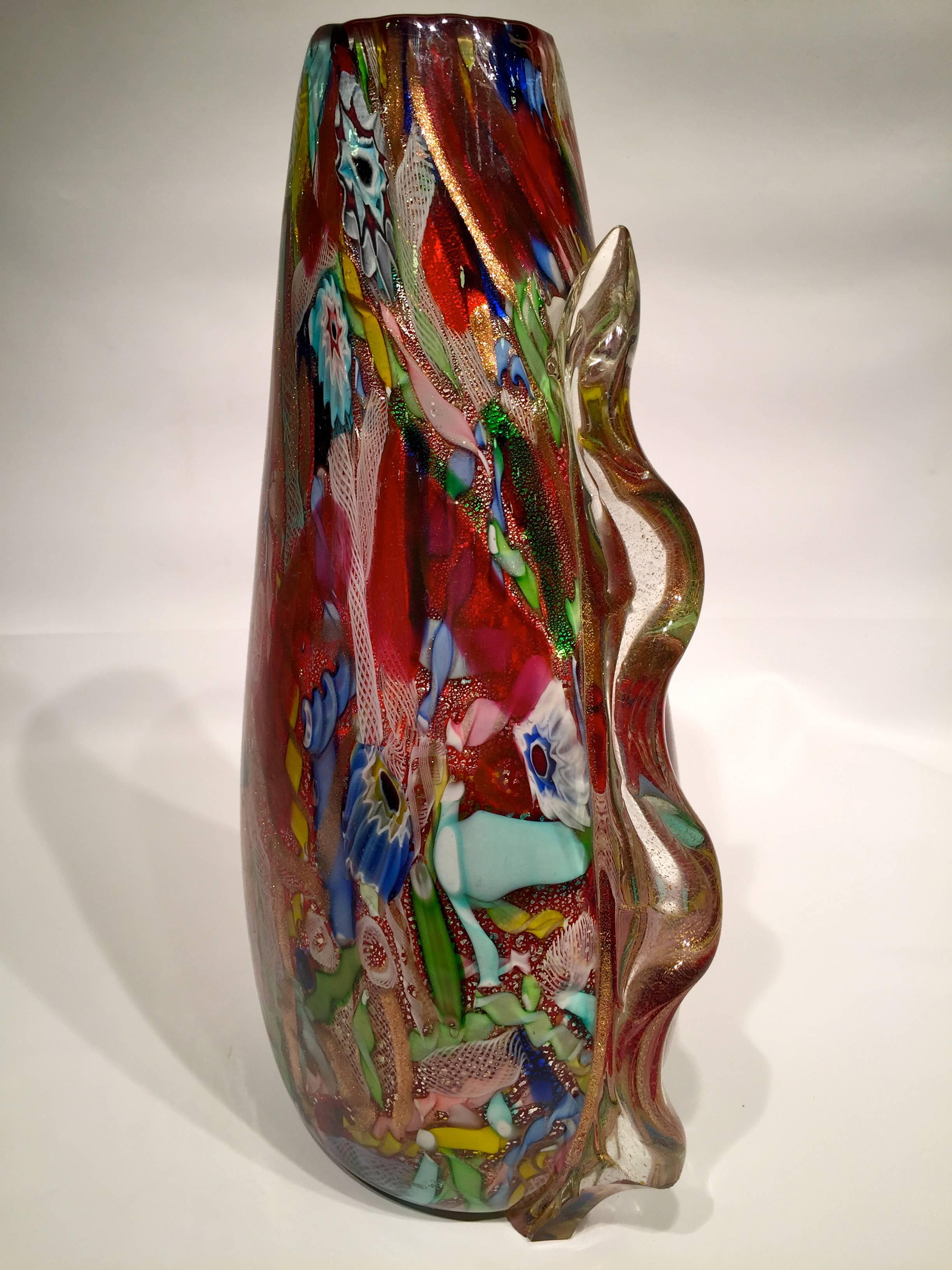 AVeM Vase, Artistic Blown Murano Glass, Multicolored and Red, circa 1950 For Sale 1