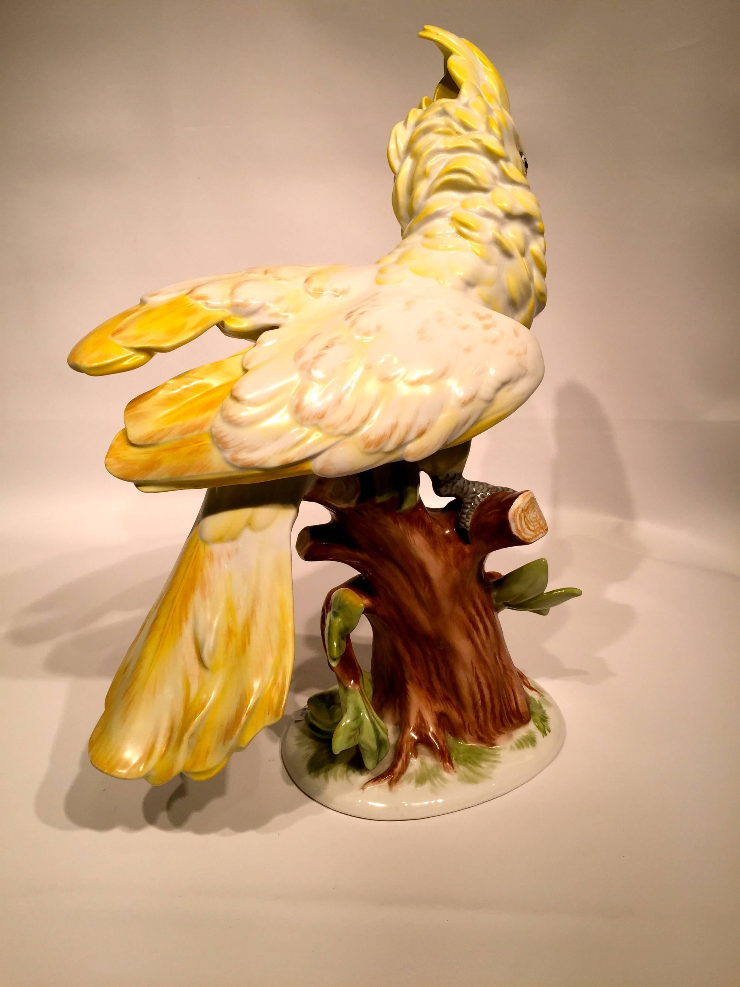 ROSENTHAL Alba Cockatoo, German Art Deco Porcelain, circa 1930 For Sale 2