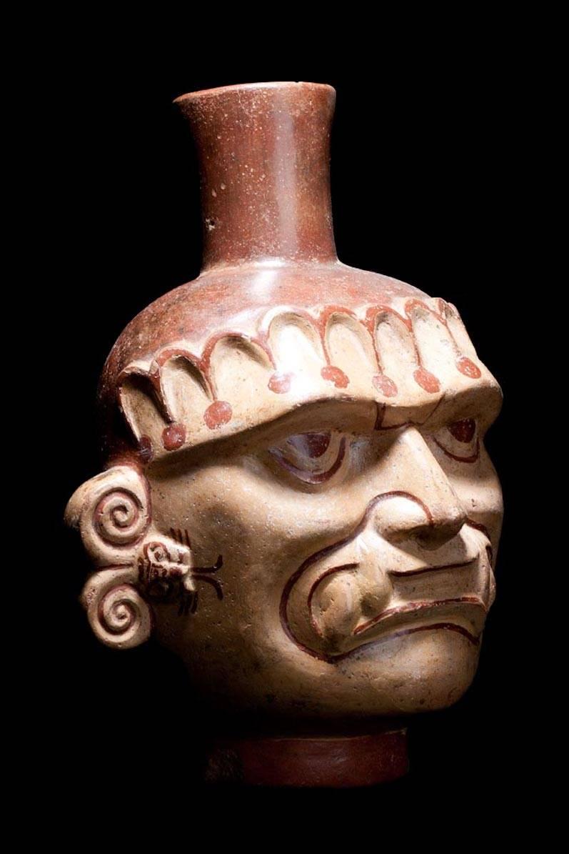 Pre-Columbian Mochica Head Vessel Ai Apaec 2