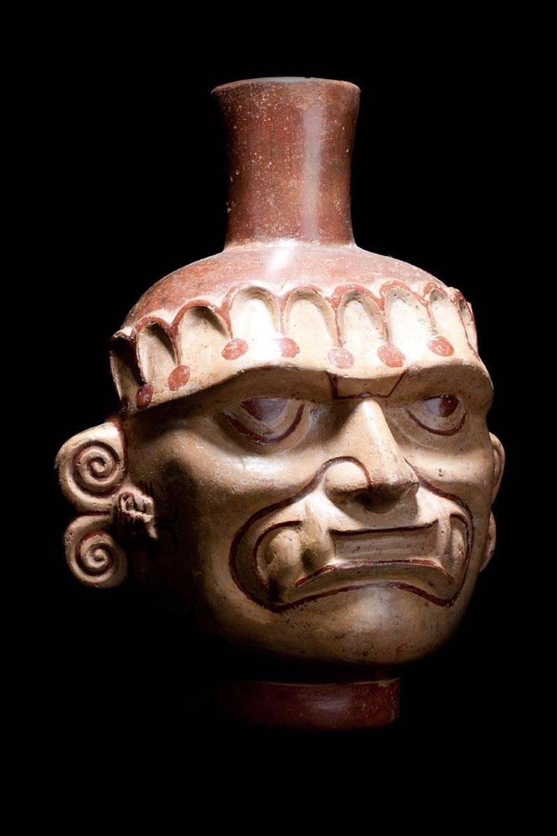 Pre-Columbian Mochica Head Vessel Ai Apaec 1