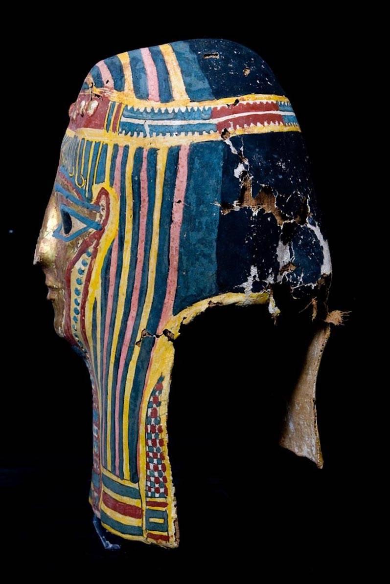 Masque d'origine en forme de cartonnage égyptien Ptolemaique Excellent état - En vente à San Pedro Garza Garcia, Nuevo Leon