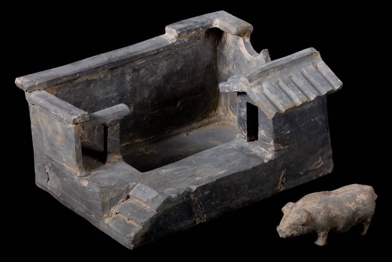 Chinese Terracotta Han Dynasty Farm with Pig, China, 200 BC