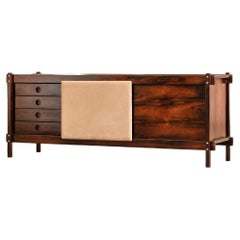 Seltenes Sideboard, von Sergio Rodrigues, brasilianisches Mid-Century Modern der 60er Jahre