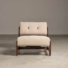 Poltrona "Belo Horizonte" di Lucas Takaoka, design contemporaneo brasiliano