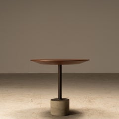 Table basse « Pistão » d'Arthur Casas — Brésil, contemporaine
