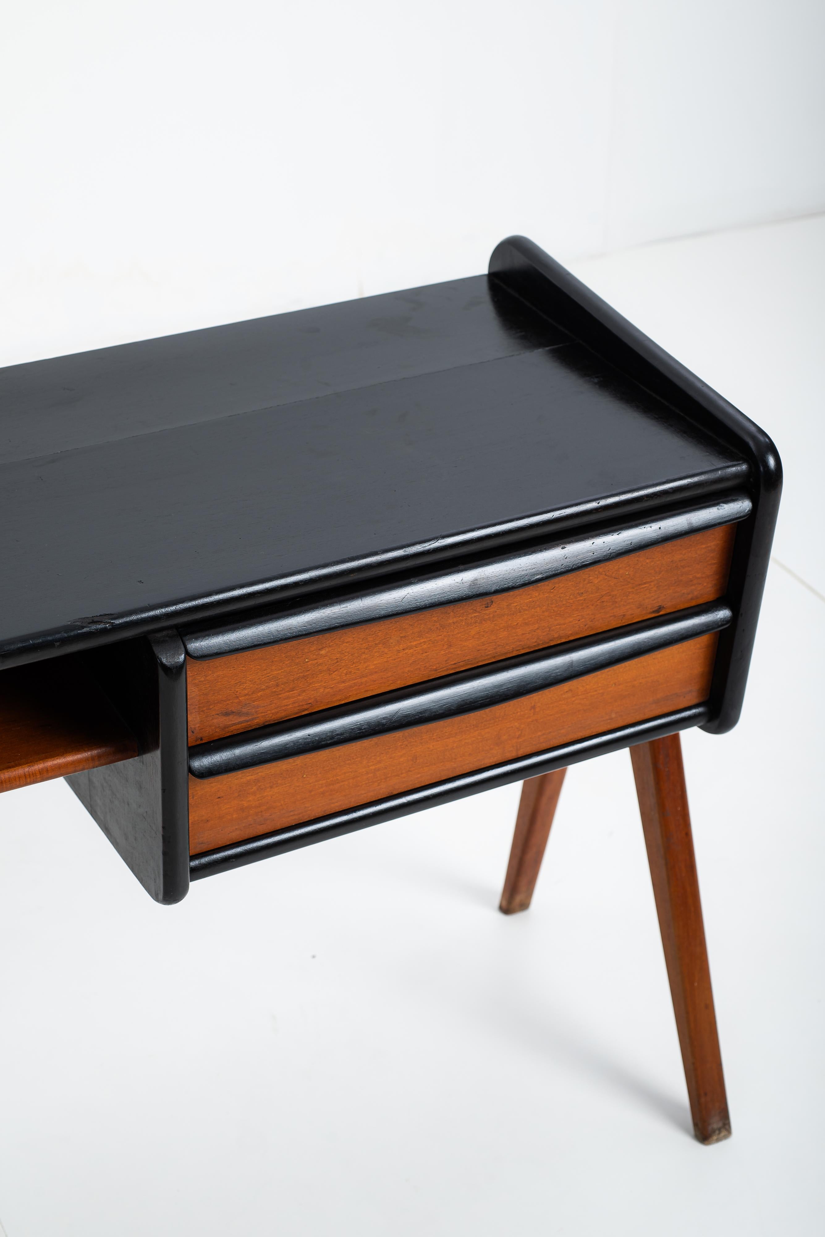 Credenza moderna di metà secolo di CIMO Studio, Brasile, anni '50 in vendita 3