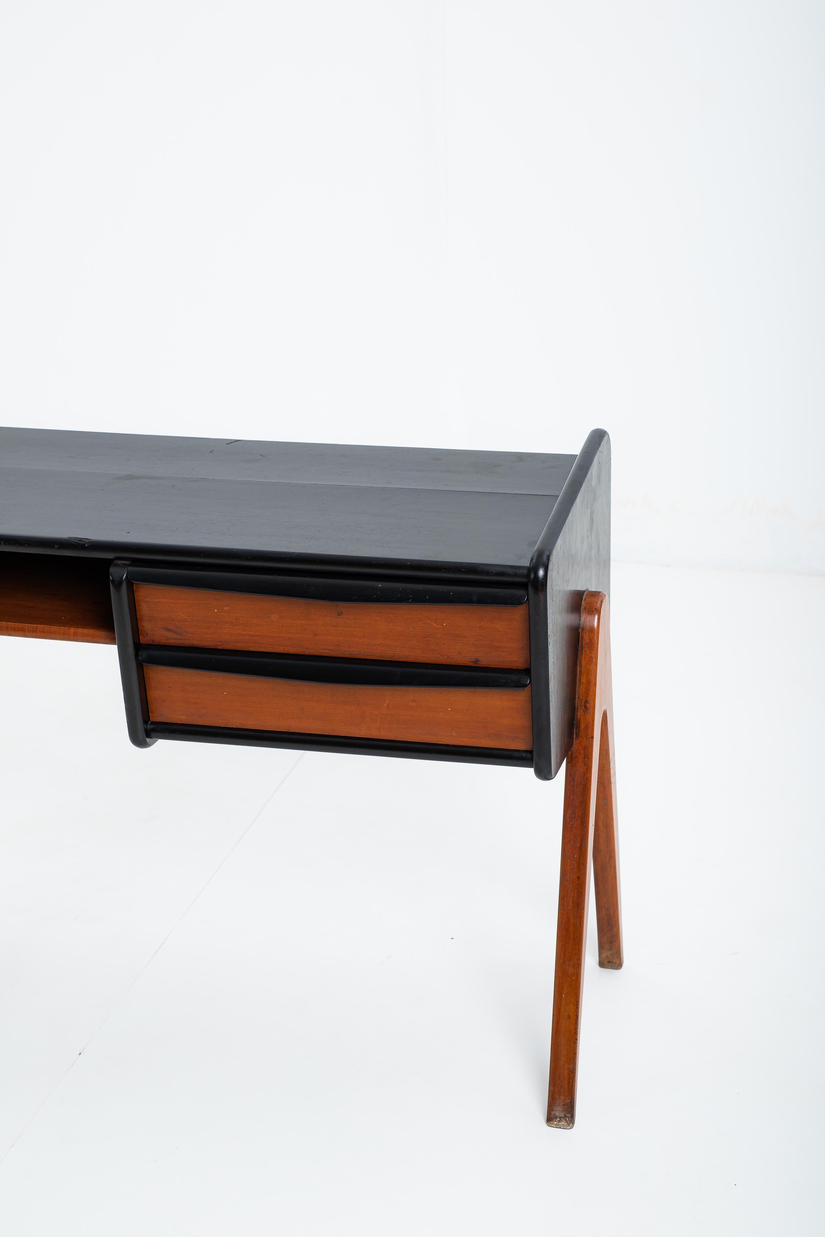 Credenza moderna di metà secolo di CIMO Studio, Brasile, anni '50 in vendita 1