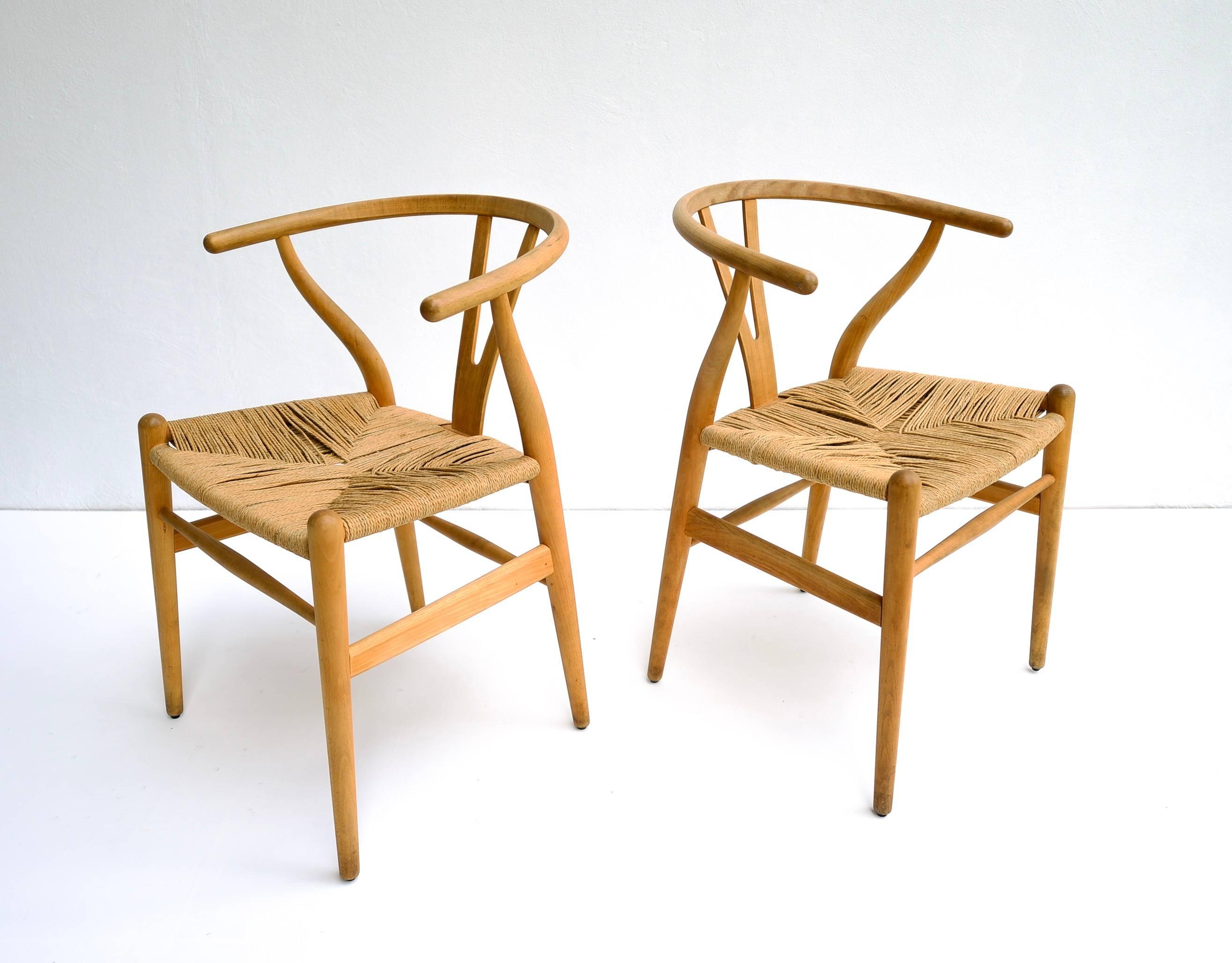Danish Hans Wegner Four Wishbone Chairs In Original Condition For Sale