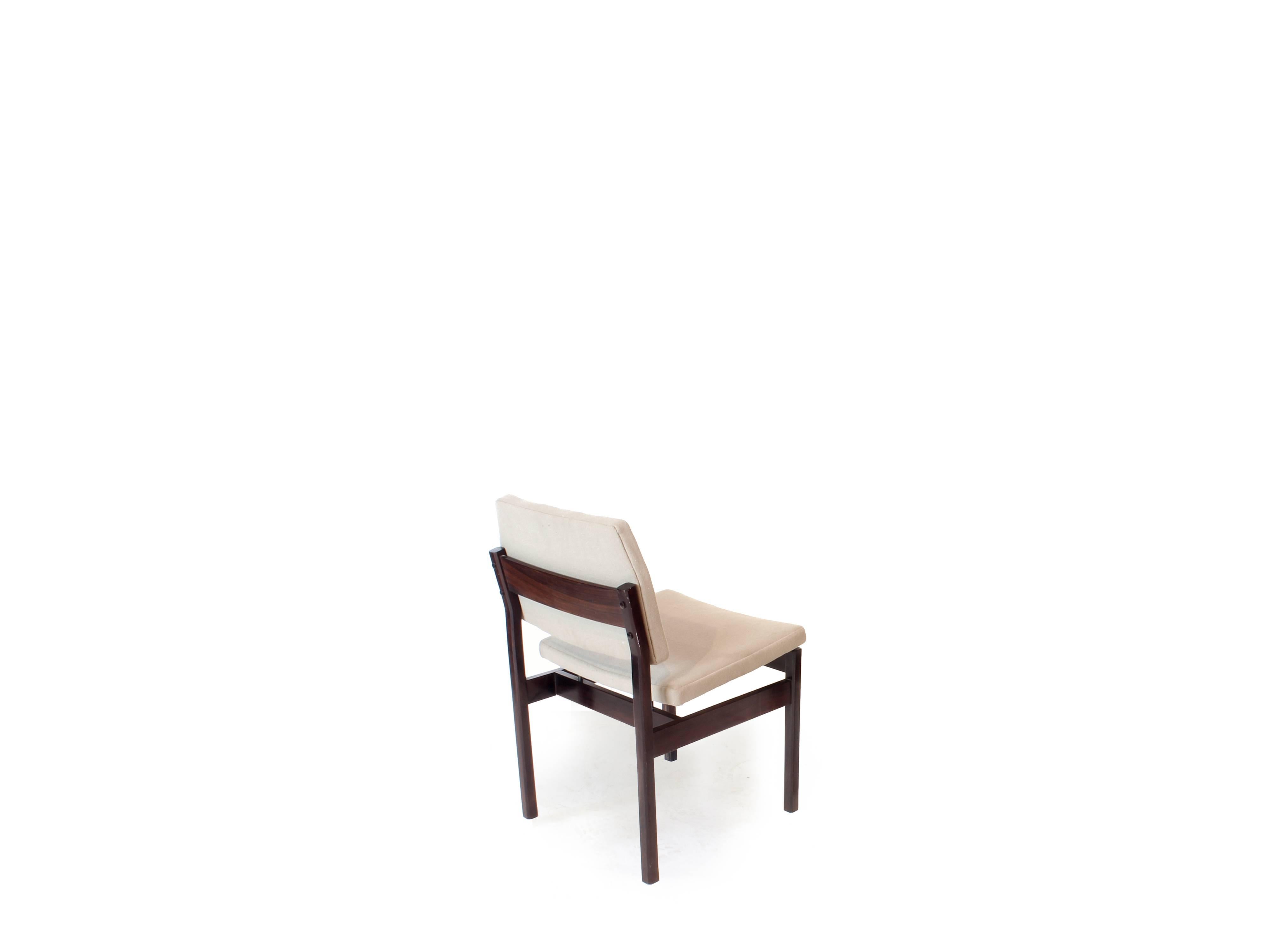 Mid-Century Modern Arredamento Midcentury brazilian Chair in Rosewood with Linen Upholstery, 60s