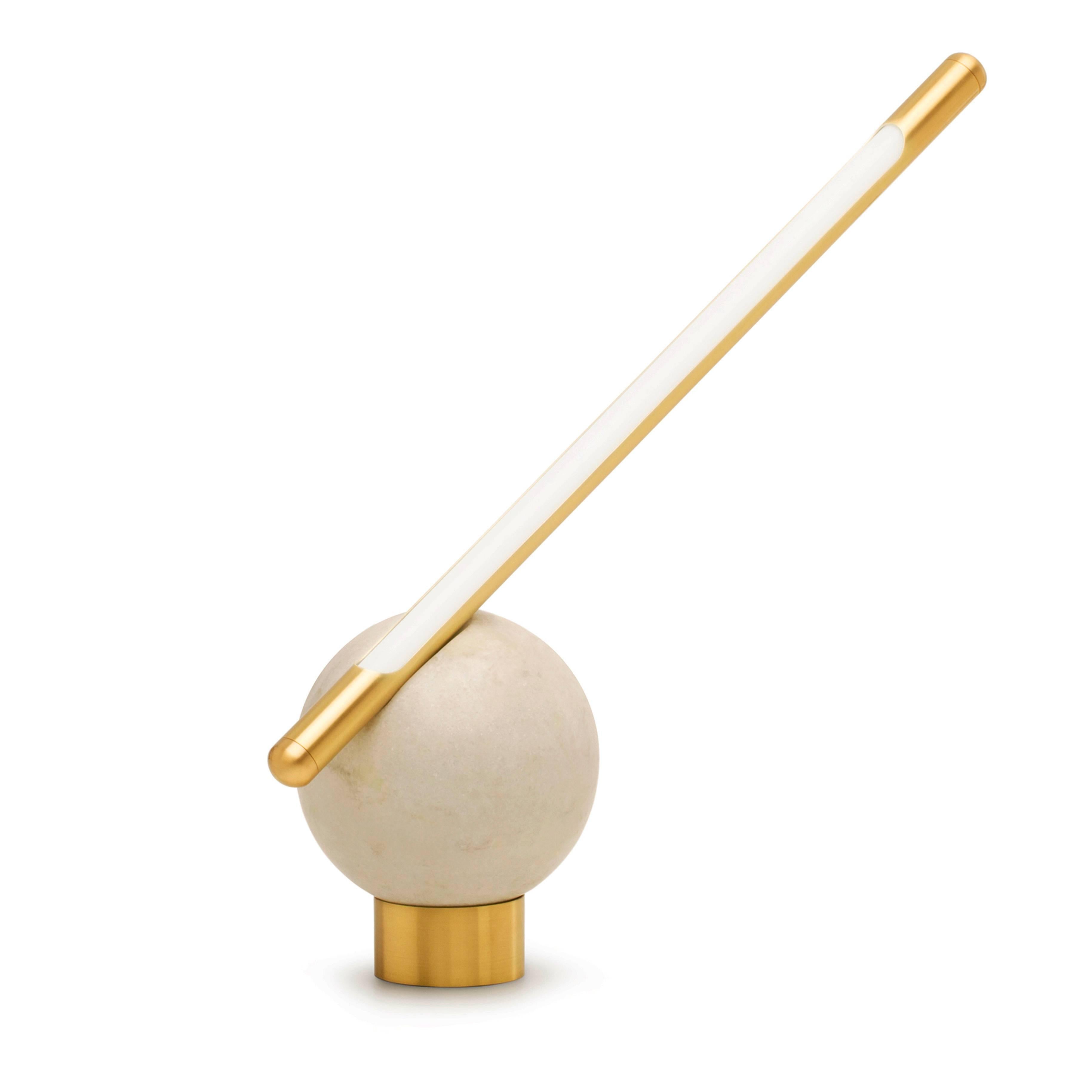 Minimalist Table Lamp in Marble and Copper, Brazilian Contemporary Style, by Tiago Curioni For Sale