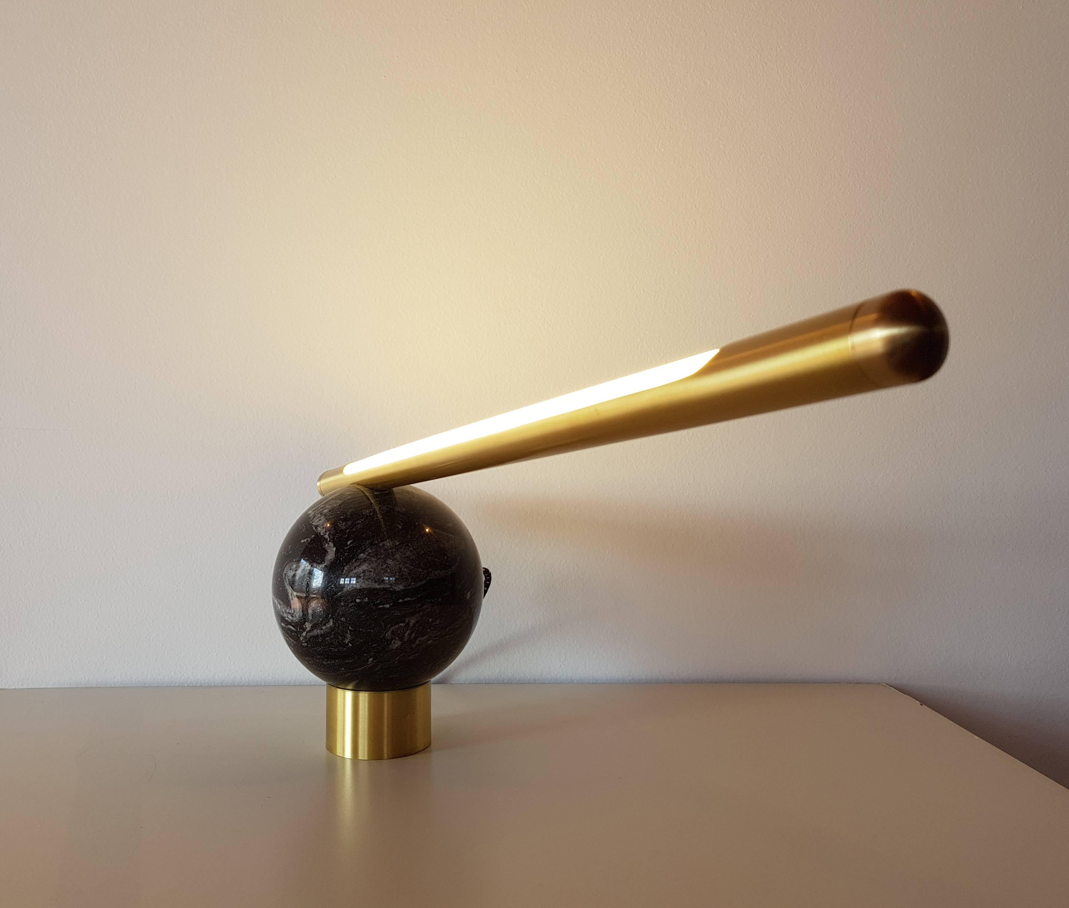 'Bubble' Table Lamp in Black Marble and Copper, Brazilian Contemporary Style In New Condition For Sale In Sao Paulo, SP