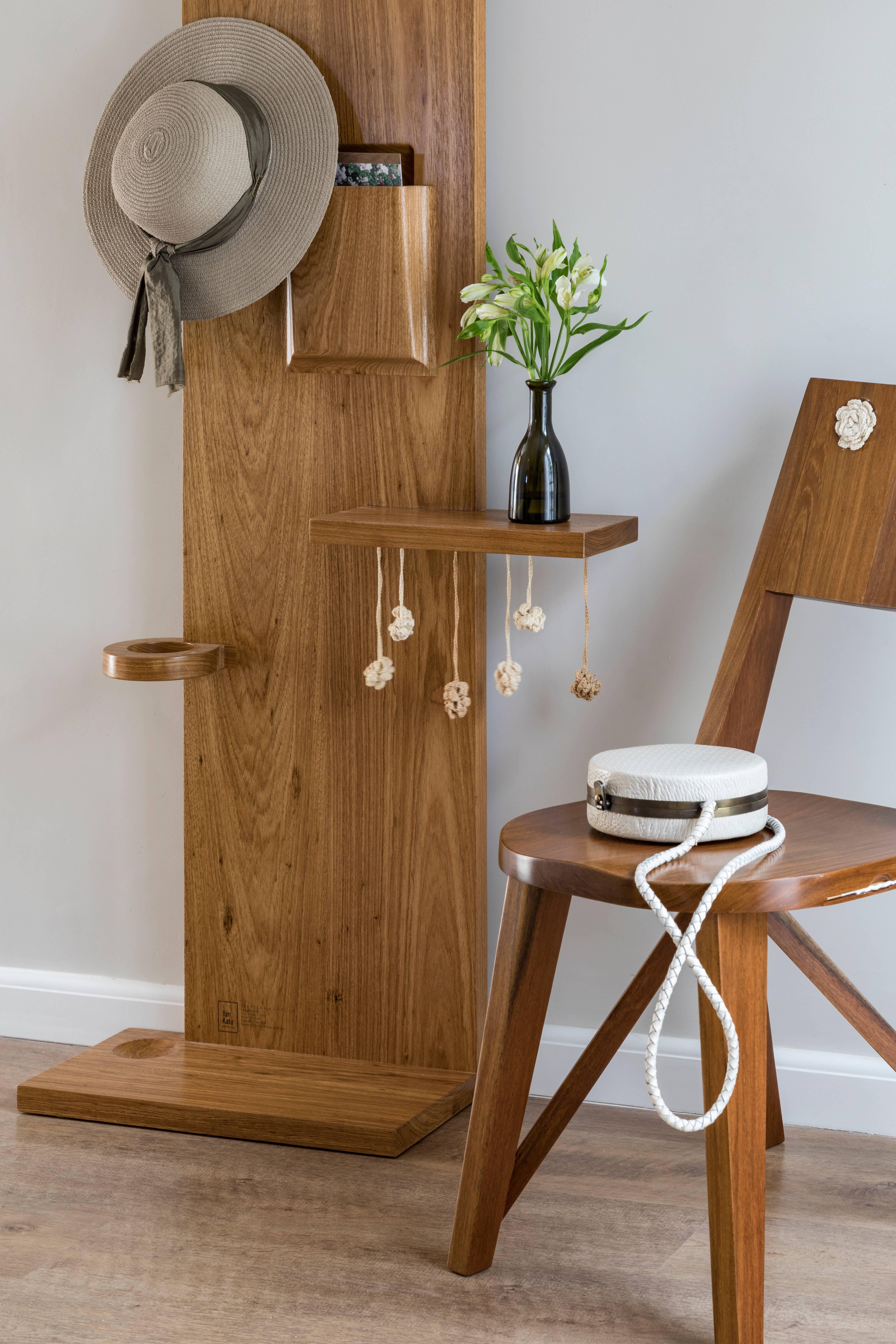 Jardim Hat and Coat Stand in Freijo Wood and Crochet 3