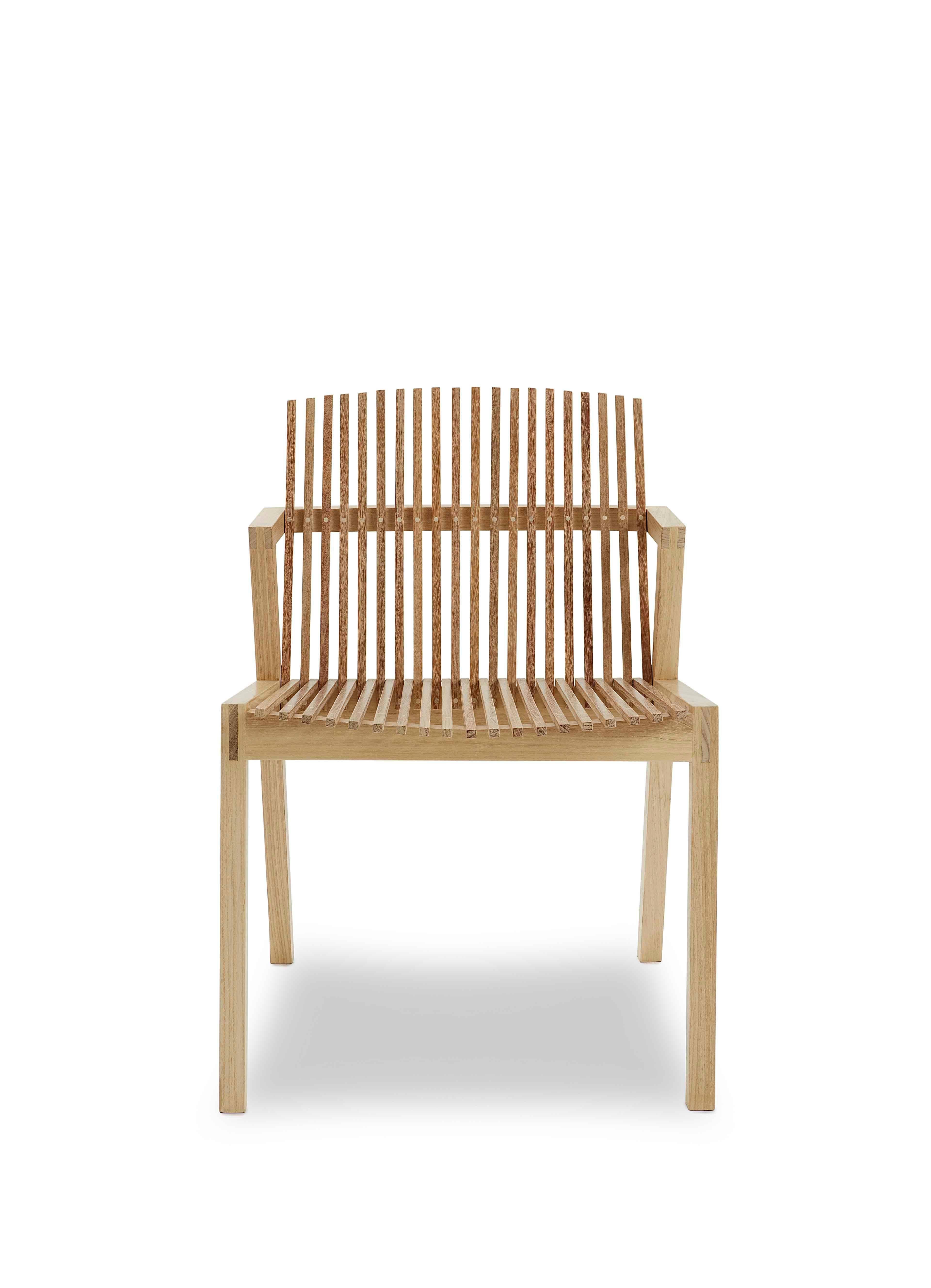 Ergonomic Armchair in Tropical Brazilian Hardwood, Contemporary Style In New Condition For Sale In Sao Paulo, SP