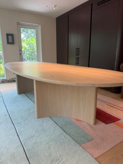 Mesa «Dew» de roble macizo de Arco, diseñada por Sabine Marcelis, EN STOCK