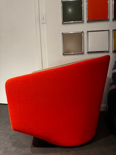Sillón giratorio Bensen U Turn disponible en stock