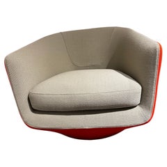 Bensen U Turn Swivel Lounge Chair in Stock