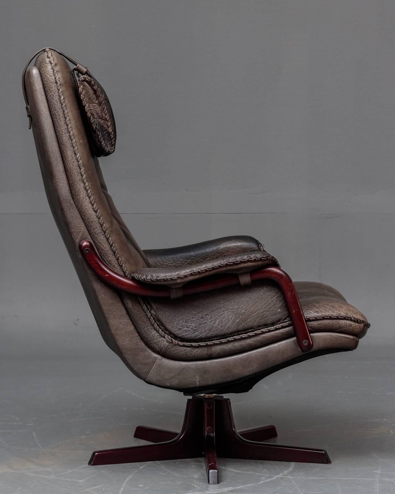 leather recliner with ottoman