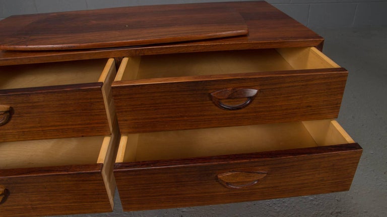 Danish Modern Rosewood Chest with a Spinning TV Stand by Kai Kristiansen For Sale 3