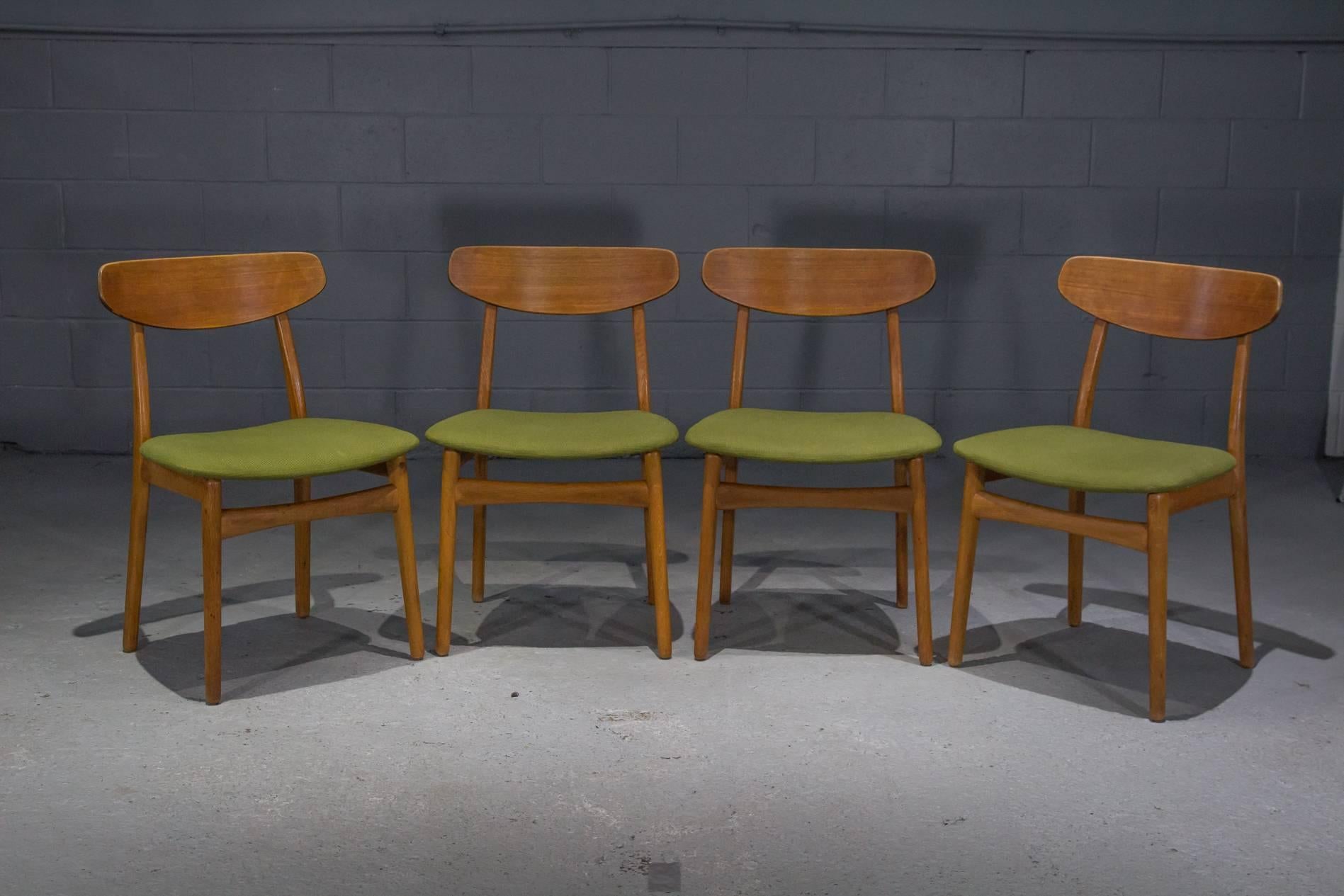 Set of Four Danish Modern Teak Dining Chairs In Good Condition In Belmont, MA
