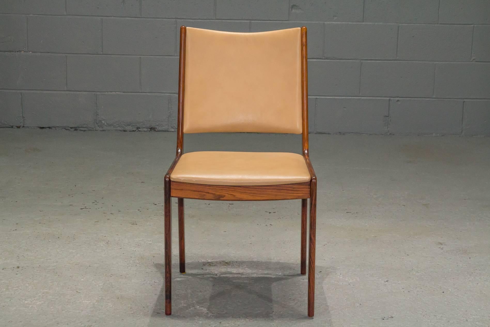 Set of Four Danish Modern Rosewood and Leather Dining Chairs In Good Condition In Belmont, MA