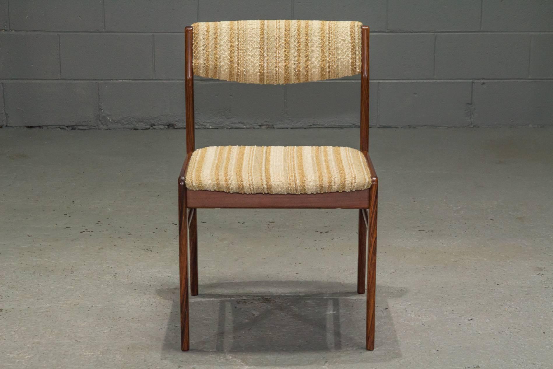 Textile Set of Four Danish Modern Rosewood Dining Chairs by Thorso Stole For Sale